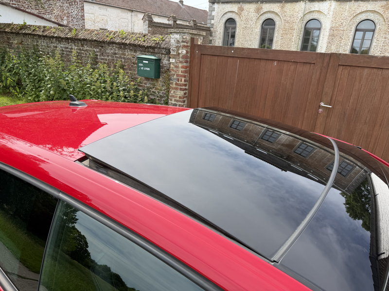 Volkswagen Scirocco 2.0 CR TDi DPF *PANO*CUIR*GPS*JANTES ALU* — photo 13