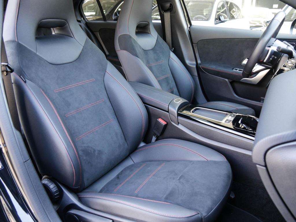 Mercedes-Benz A 220