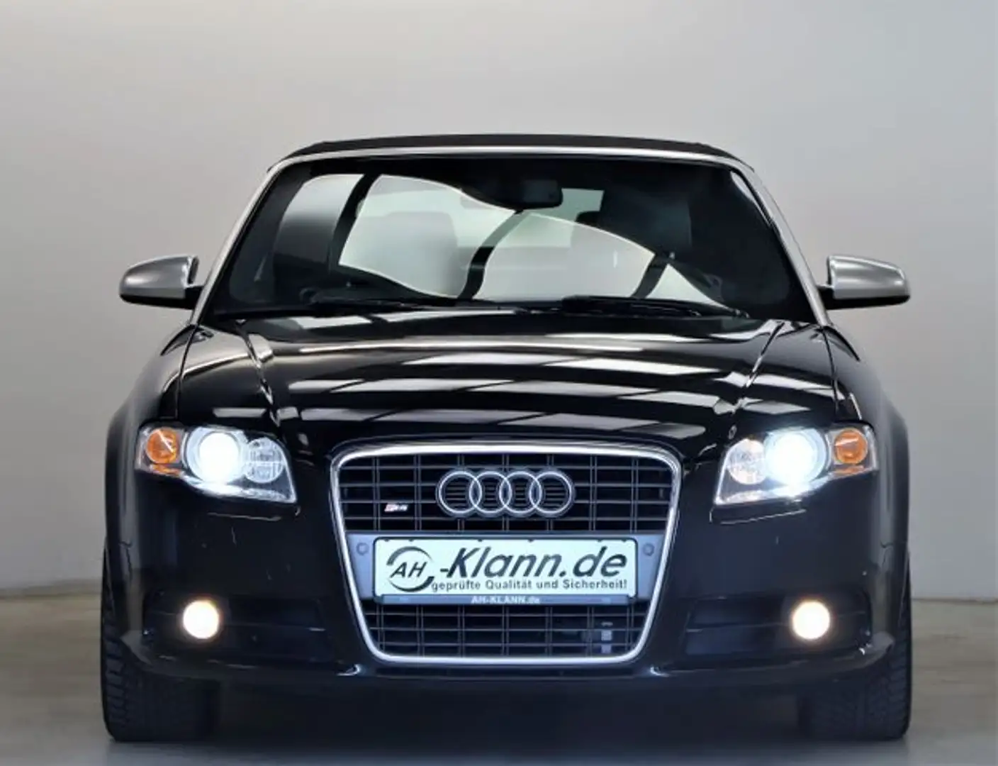 Audi S4 4.2 V8 344PS Cabriolet quattro S-Line LPG Černá - 2