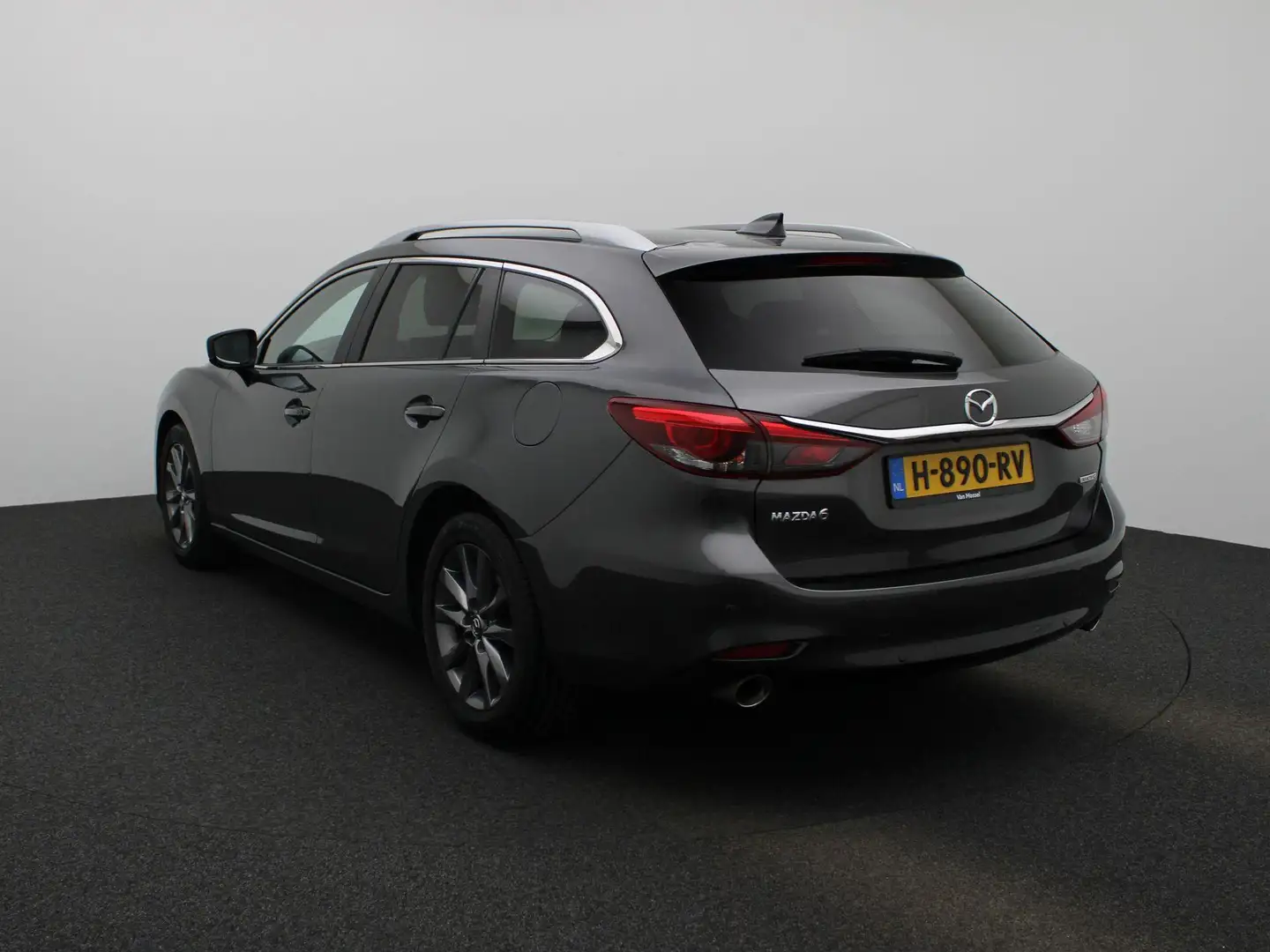 Mazda 6 Sportbreak 2.0 SkyActiv-G 165 Comfort | Bose Audio Grijs - 2