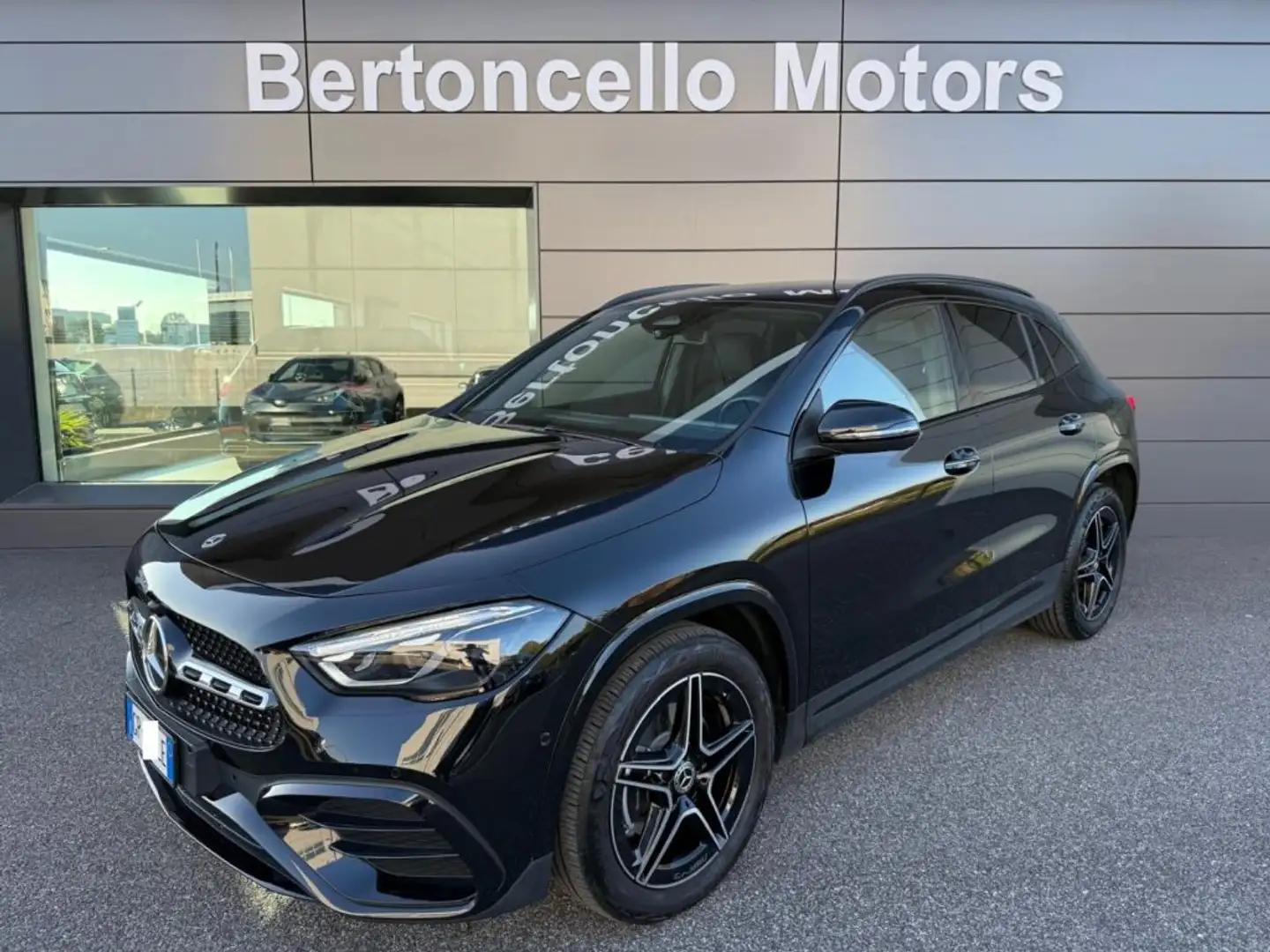 Mercedes-Benz GLA 250 e hybrid EQ AMG Line Premium MY2024 IVA ESPOSTA! Nero - 1