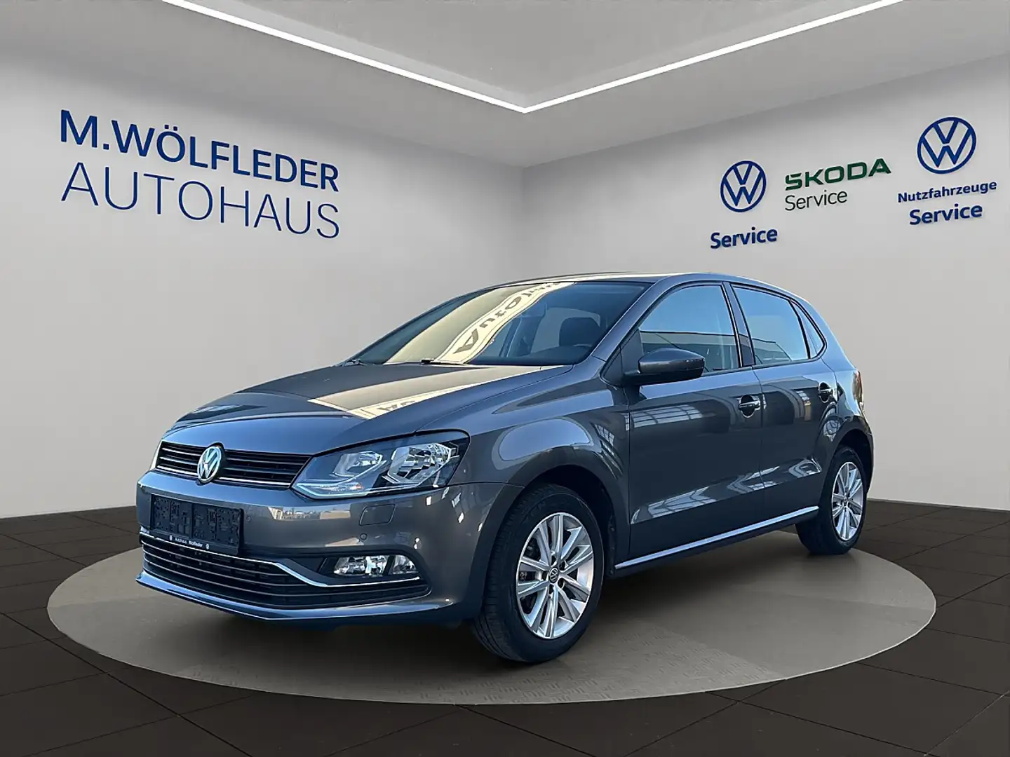 Volkswagen Polo Comfortline 1,0 BMT Grau - 1