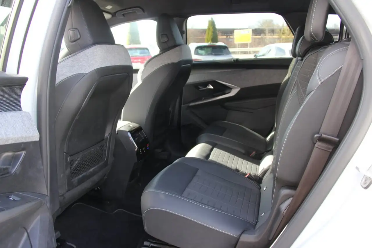 Peugeot 5008 145PS GT FULL-LED 7Si Sitzh 19Z AHKVorbereitung 13