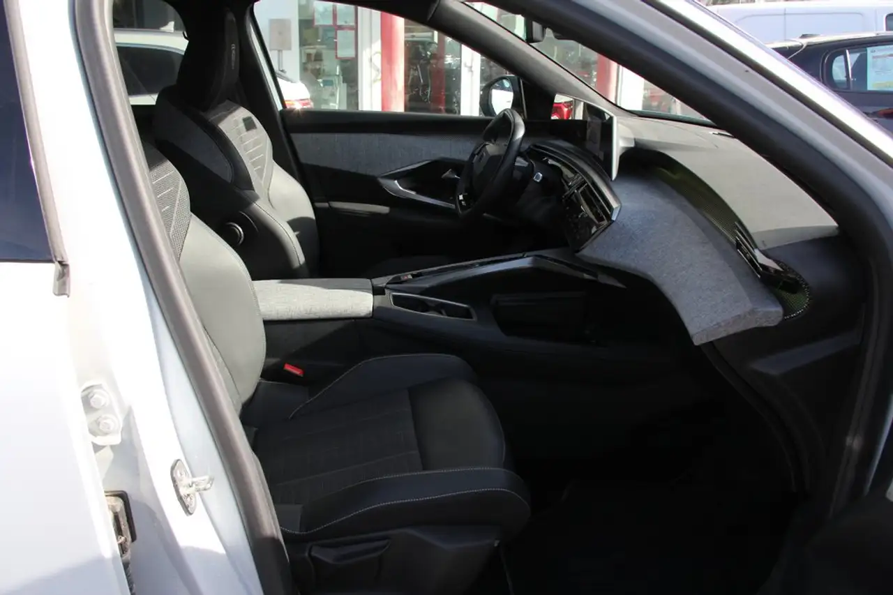 Peugeot 5008 145PS GT FULL-LED 7Si Sitzh 19Z AHKVorbereitung 9
