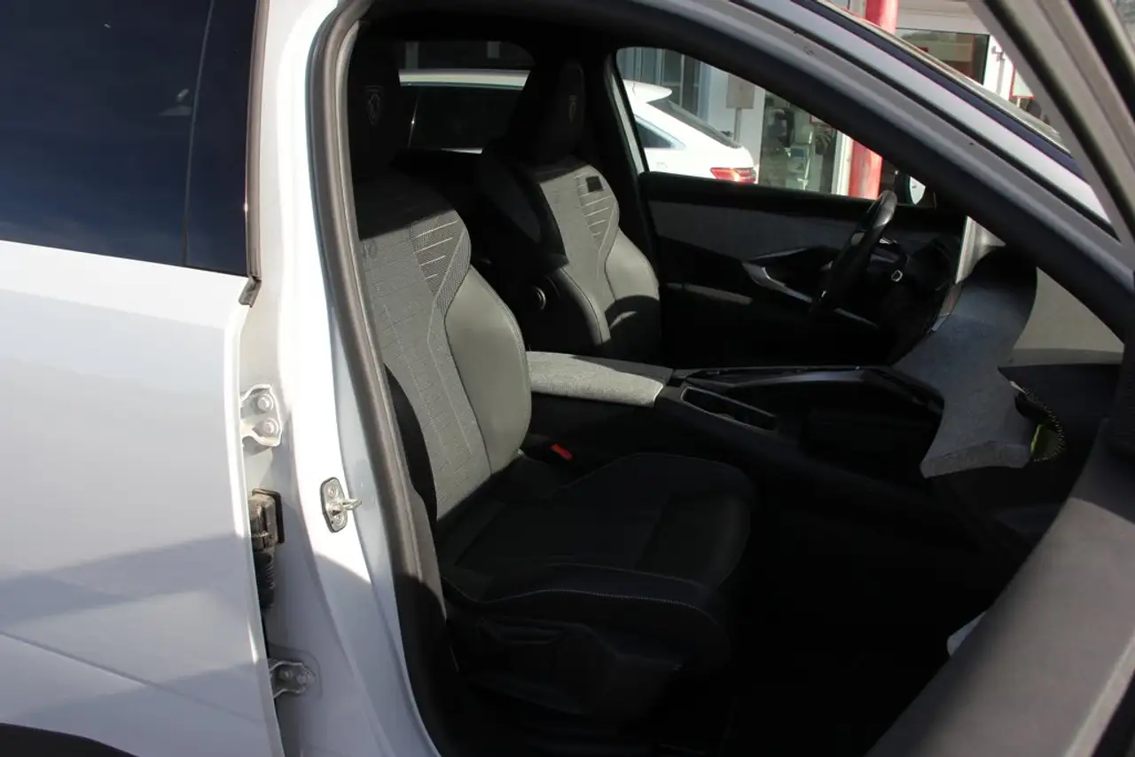 Peugeot 5008 145PS GT FULL-LED 7Si Sitzh 19Z AHKVorbereitung 7