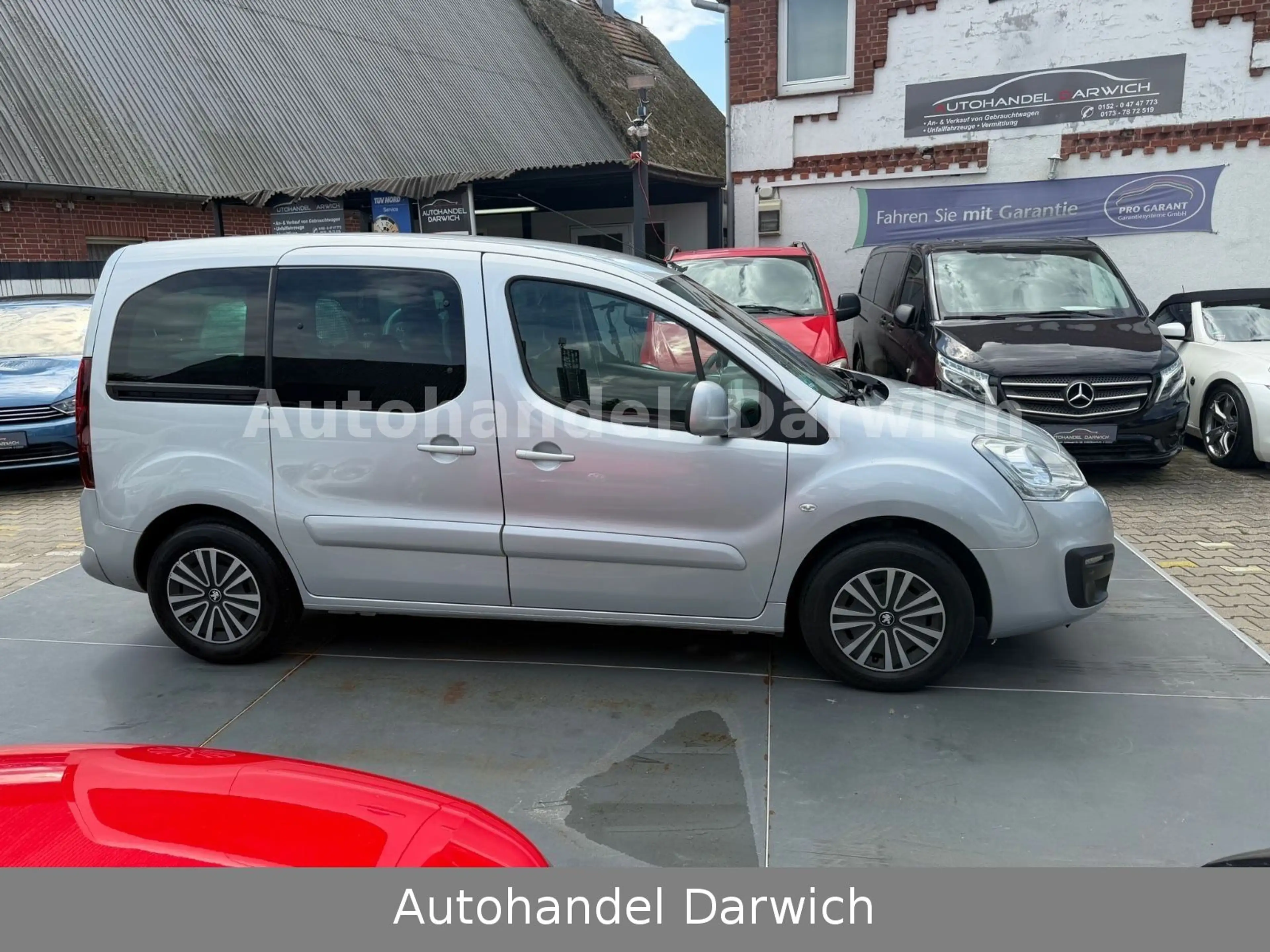 Peugeot Partner Tepee Active 1.6 HDI S.Heft Top — photo 7