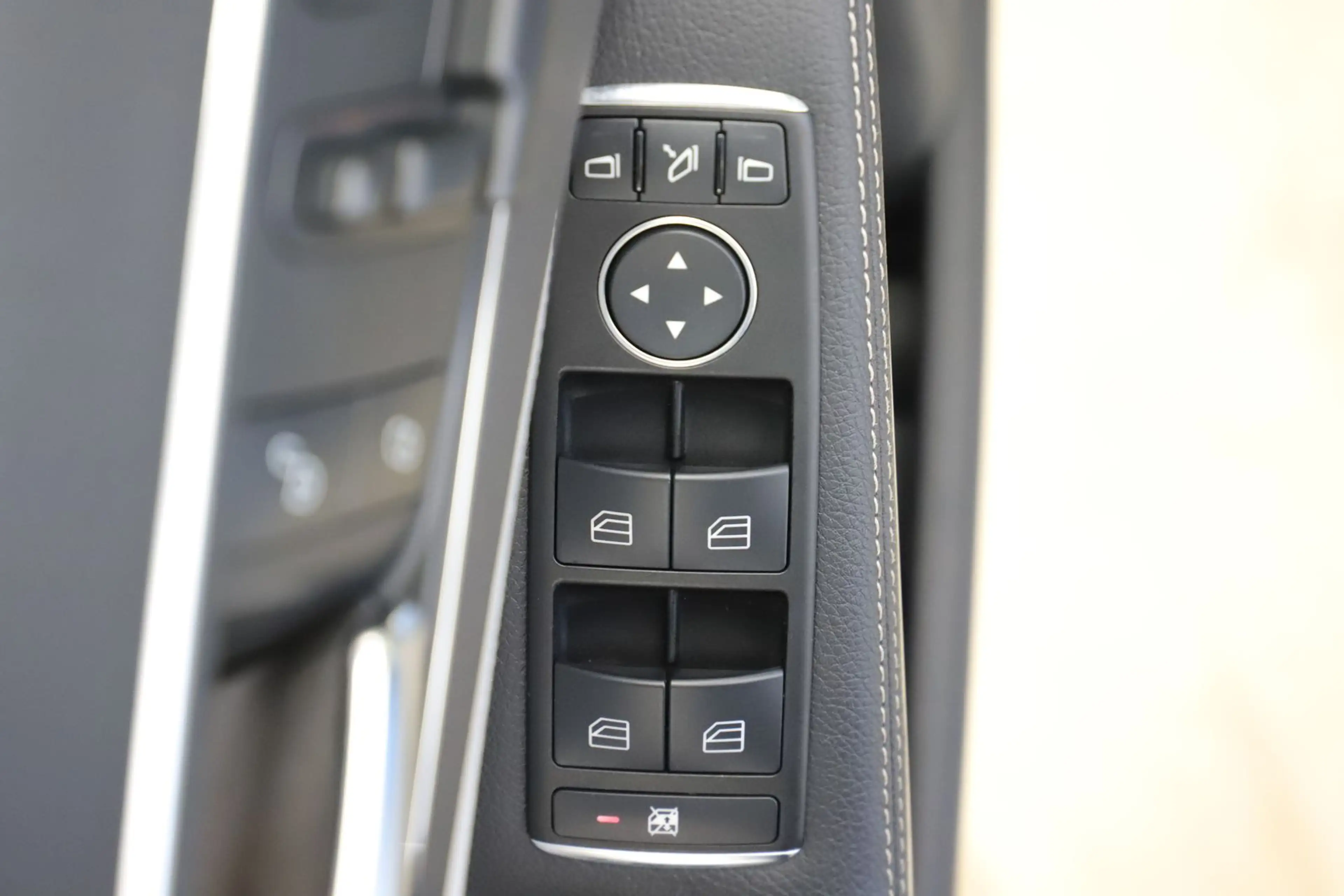 Mercedes-Benz A 200 BE 156PS Automatik Style Pano Leder Memory — photo 24
