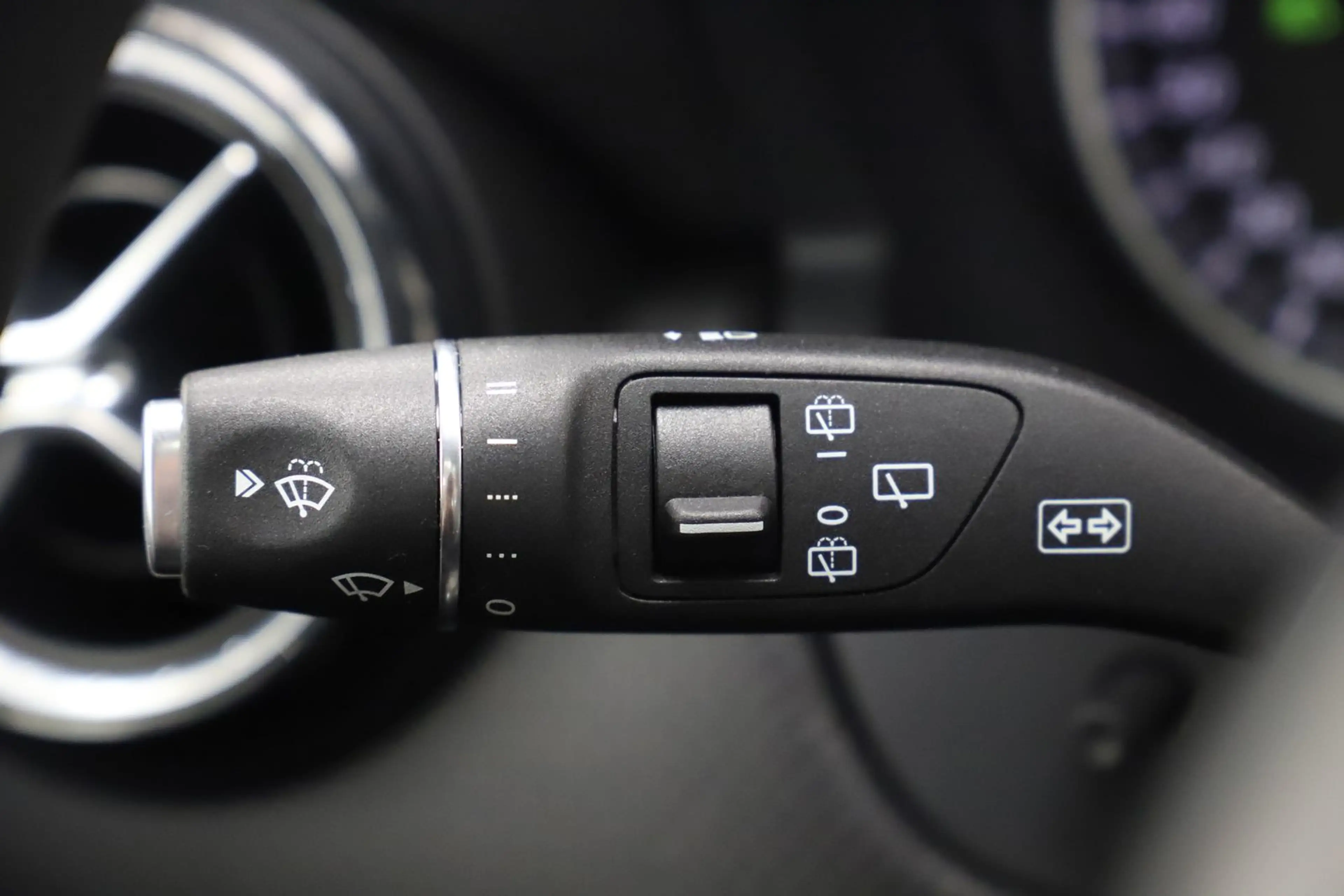 Mercedes-Benz A 200 BE 156PS Automatik Style Pano Leder Memory — photo 25