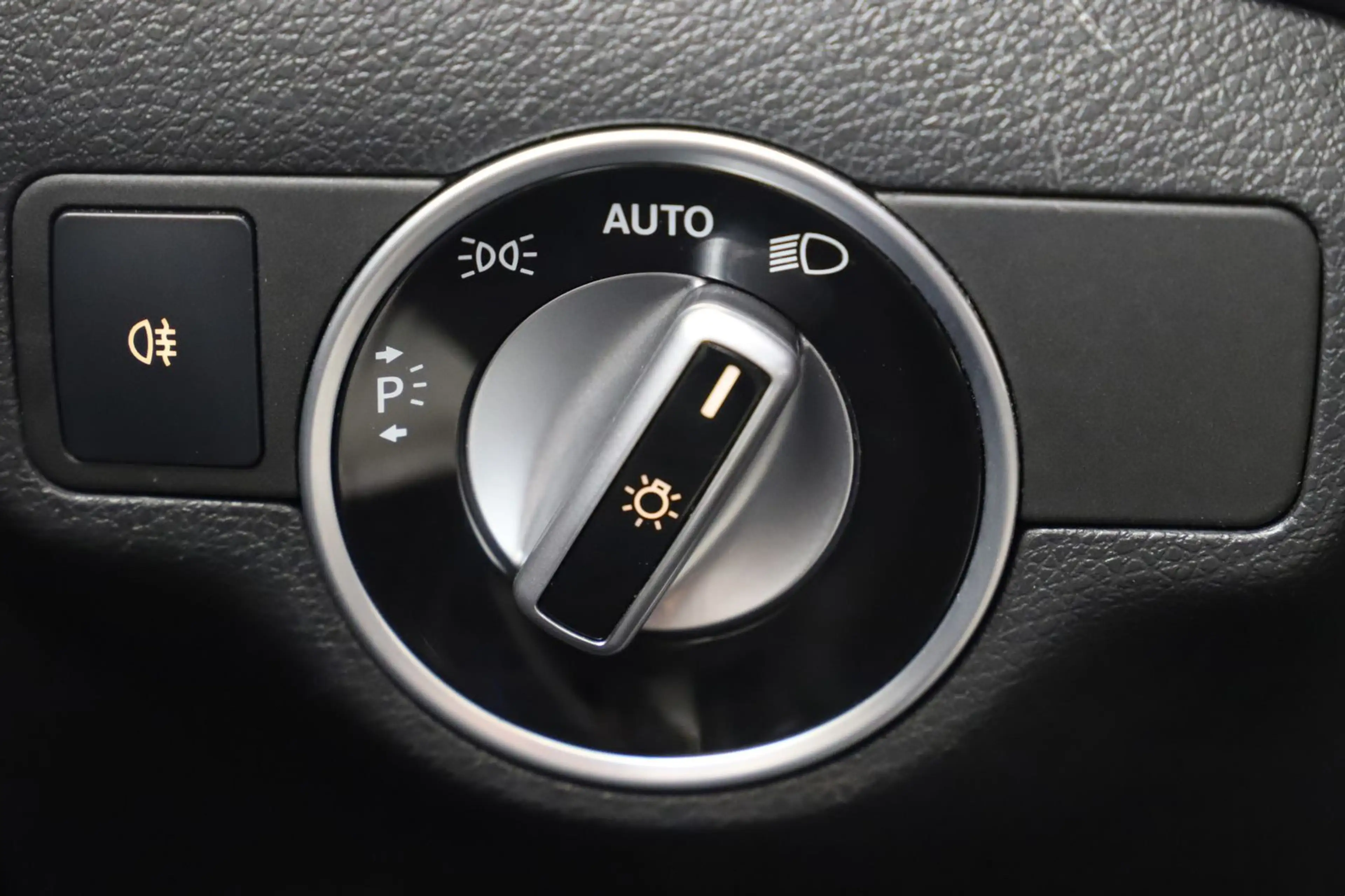 Mercedes-Benz A 200 BE 156PS Automatik Style Pano Leder Memory — photo 23