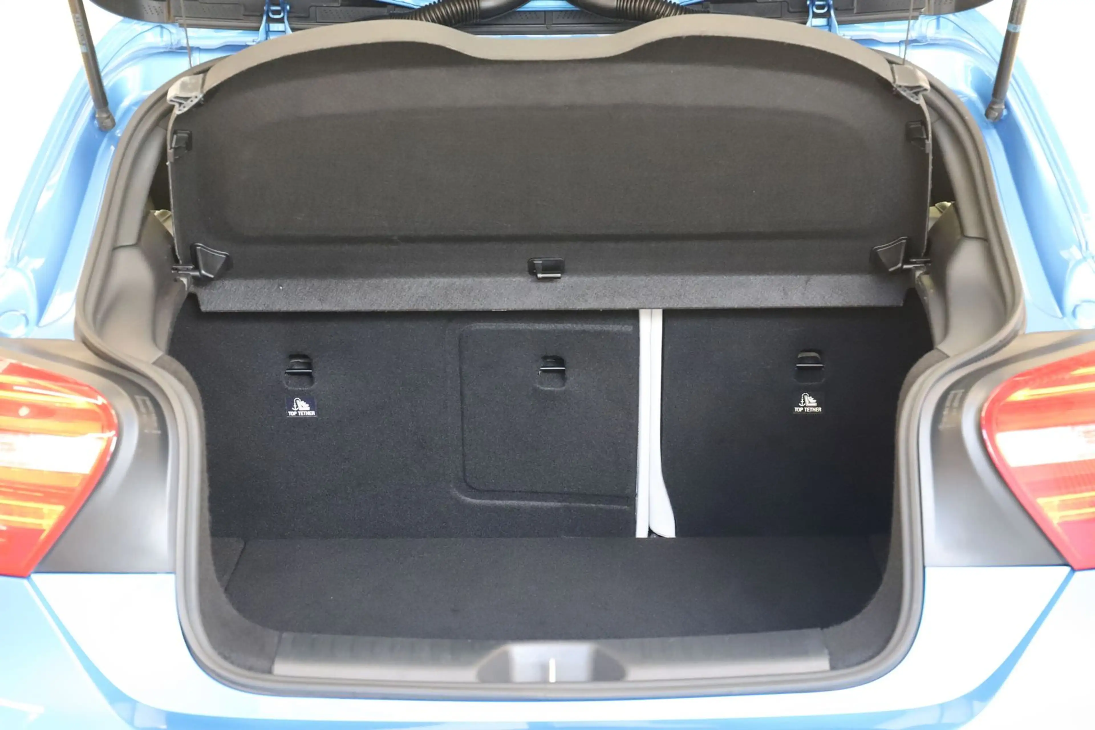 Mercedes-Benz A 200 BE 156PS Automatik Style Pano Leder Memory — photo 38