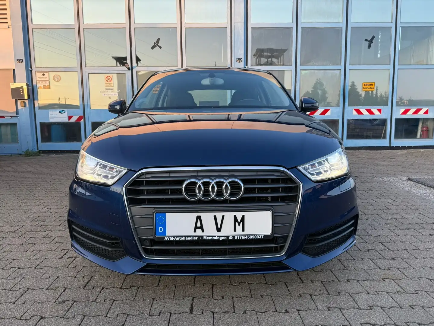 Audi A1 1.0 TFSI design ultra, Klima, Xenon, Sportsitze Bleu - 2