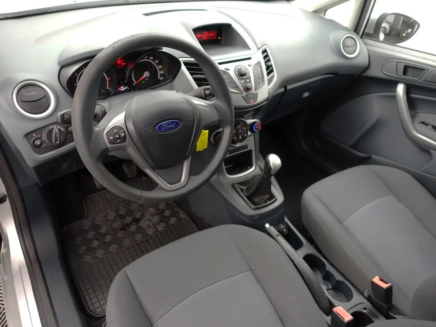 Ford Fiesta 1.25 Ghia- Airco, Elek Pakket, Privacy Glass Gris - 2