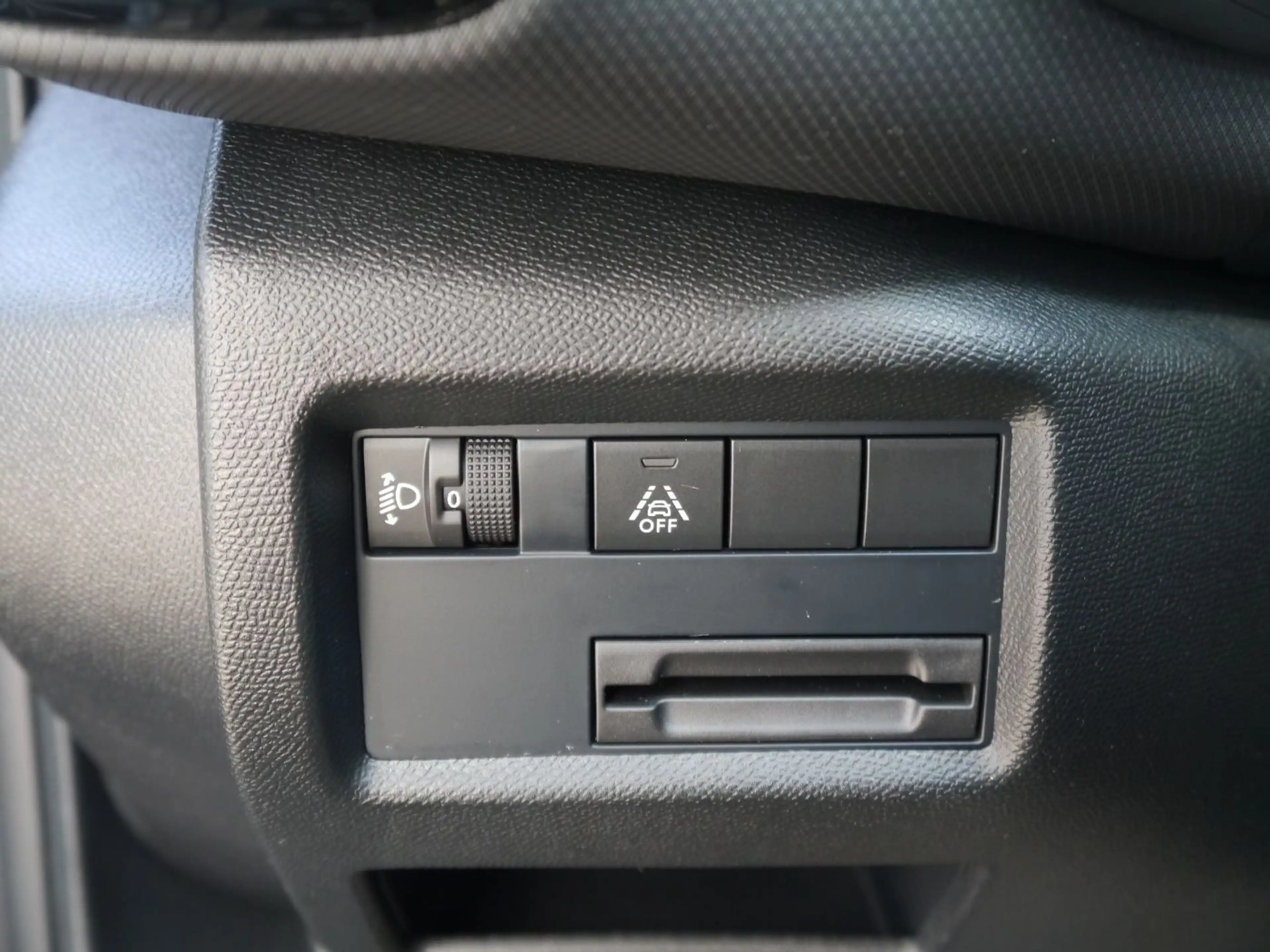 Citroen C5 Aircross 1.5 MAX Diesel! Automatik! — photo 14