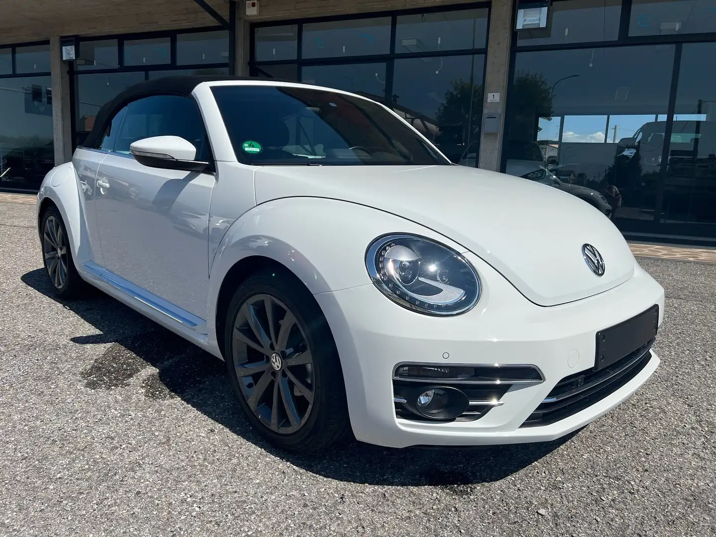Volkswagen Maggiolino Maggiolino Cabrio 1.4 tsi Sport dsg FULL OPTIONAL Wit - 2