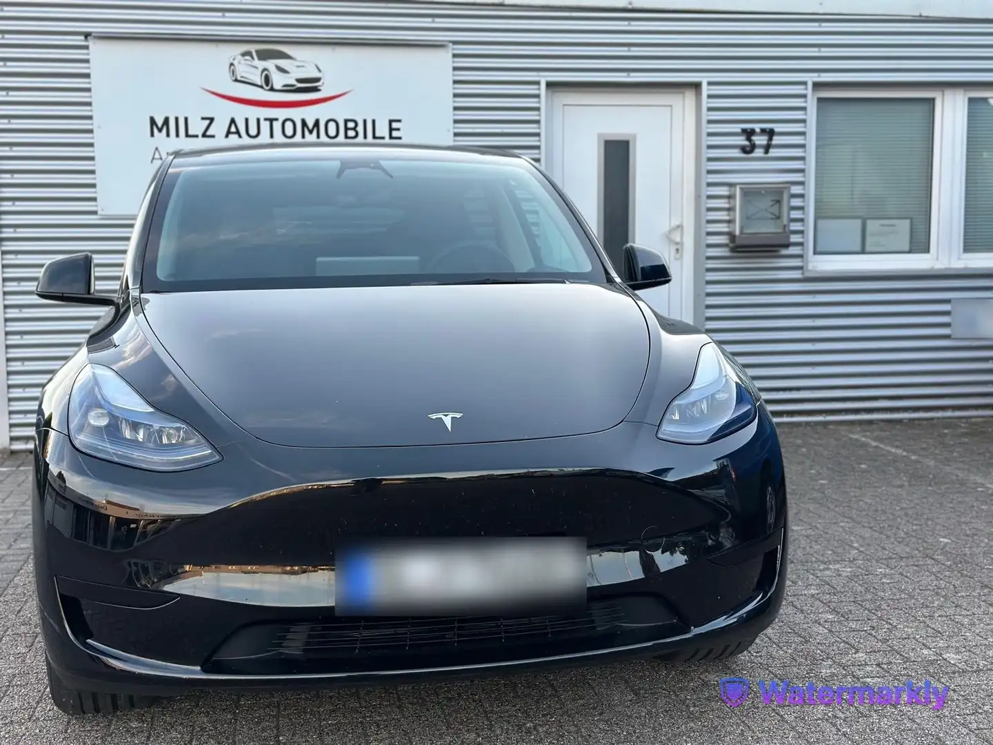 Tesla Model Y RWD. 1-Hand..Glassdach.Garagenwagen.Topzustand Schwarz - 1