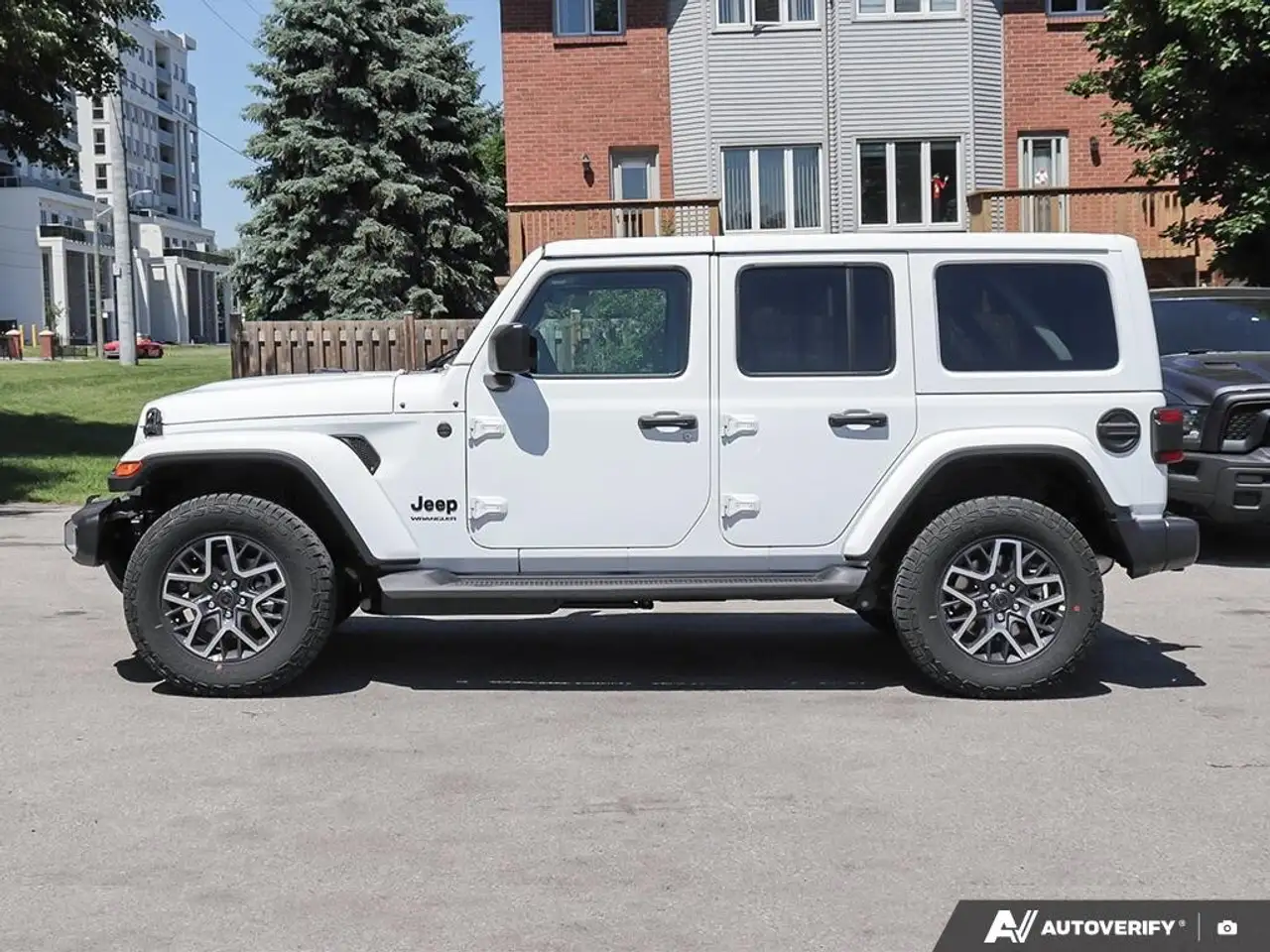 Jeep Wrangler photo Jeep Wrangler