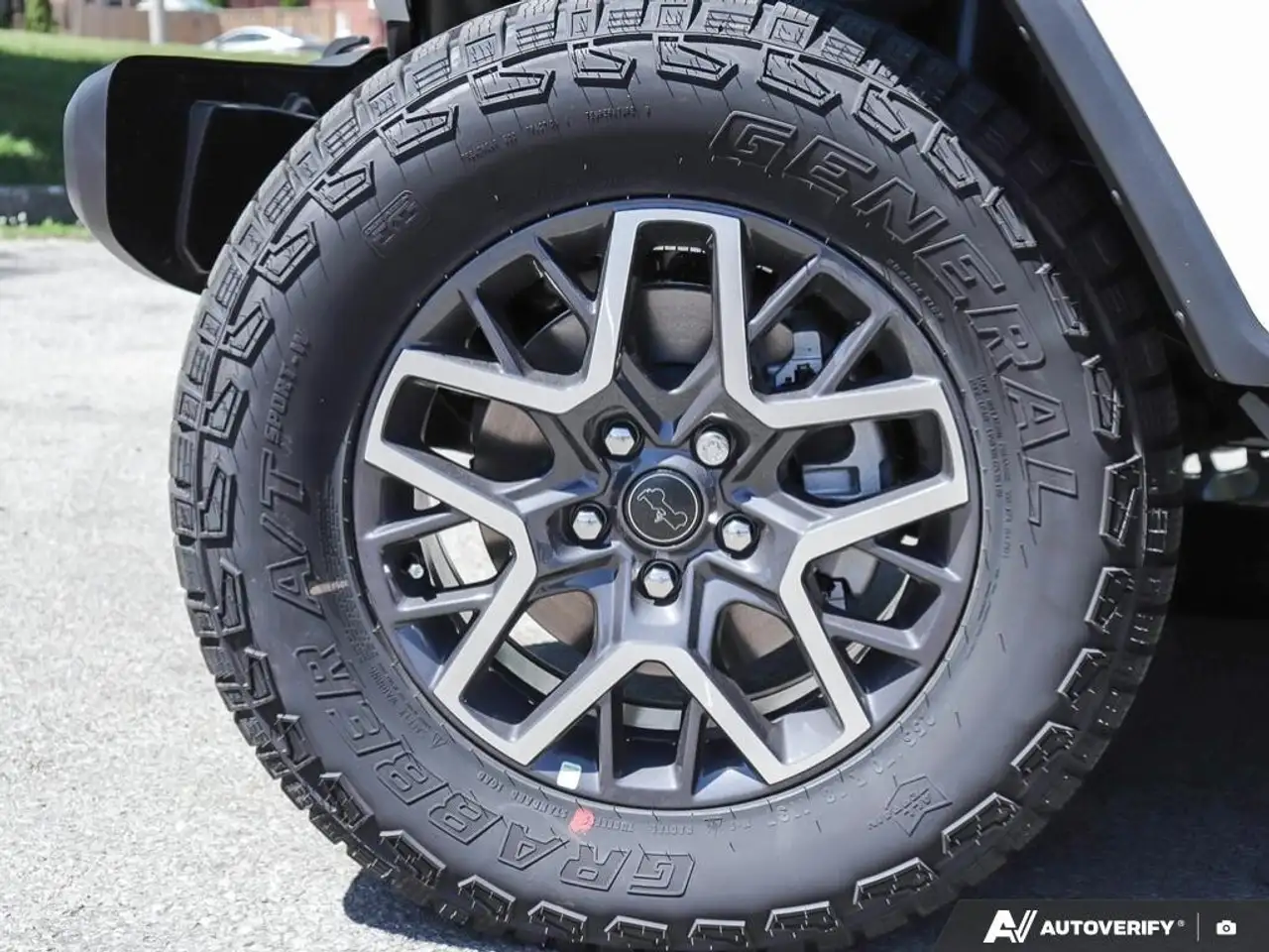 Jeep Wrangler photo Jeep Wrangler