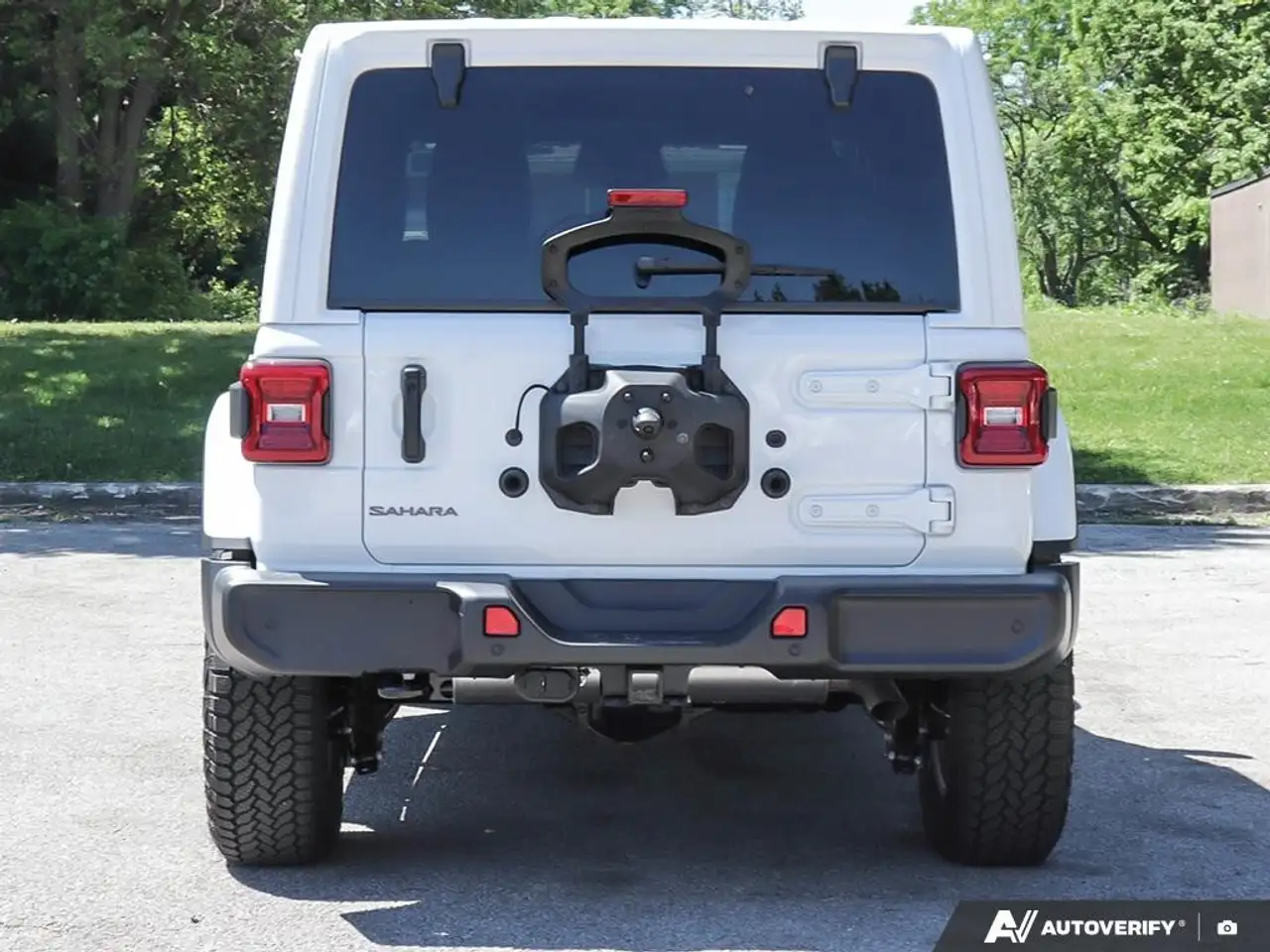 Jeep Wrangler photo Jeep Wrangler
