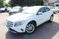 Mercedes-Benz GLA 180 CLASSE  BUSINESS EXECUTIVE (X156) bijela - thumbnail 1