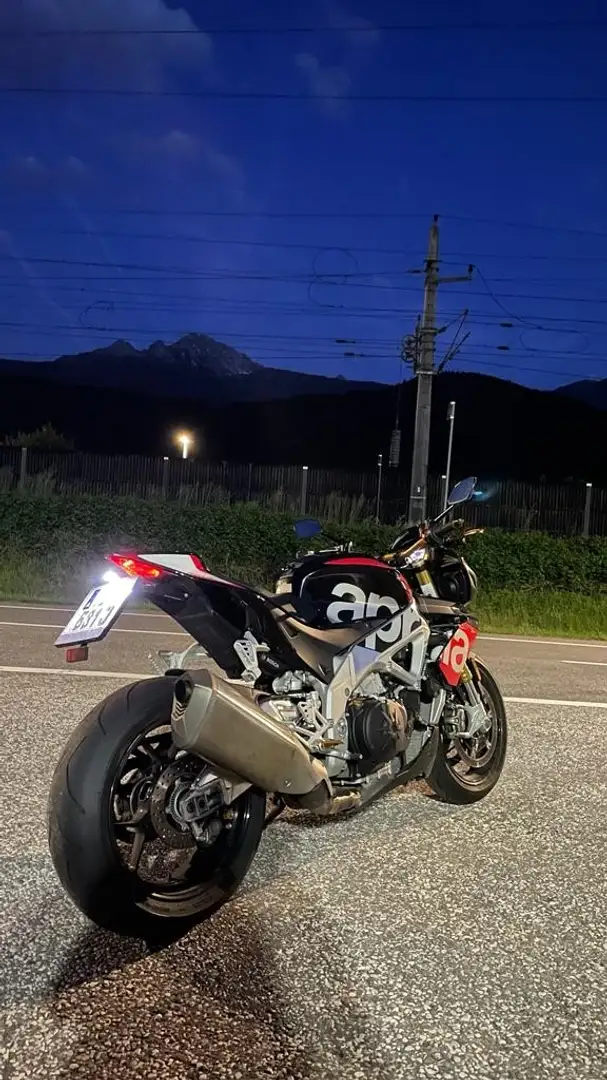 Aprilia Tuono Rojo - 2
