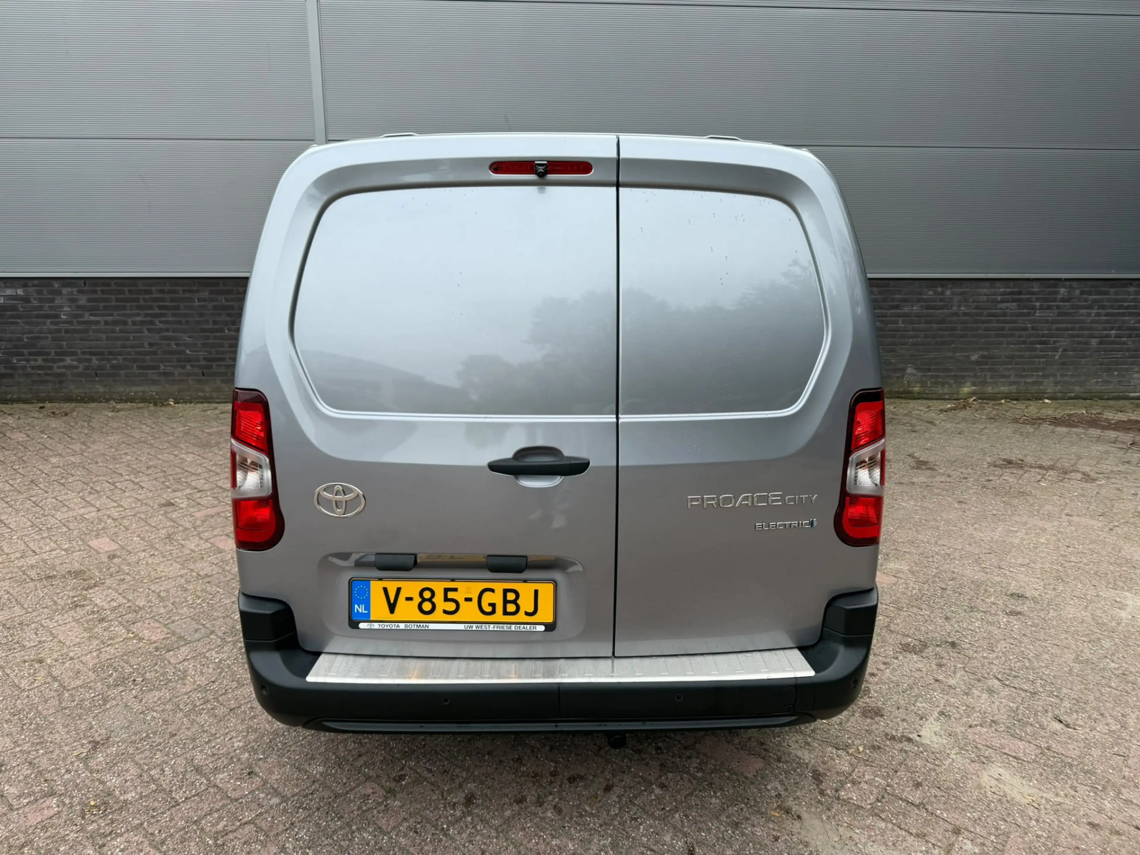 Toyota Proace City Electric Navigator Long 50 kWh — photo 13