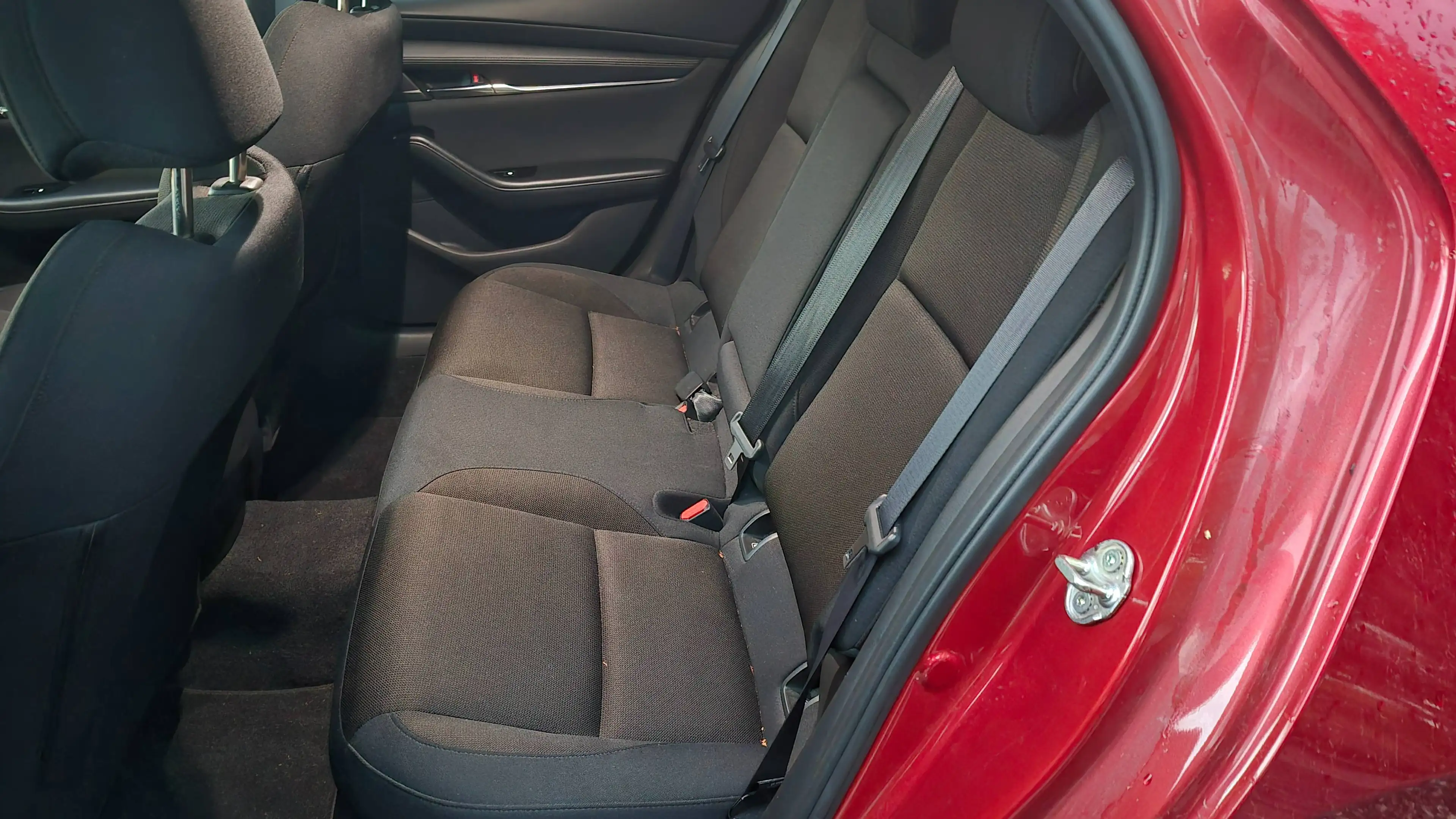 Mazda 3 — photo 13