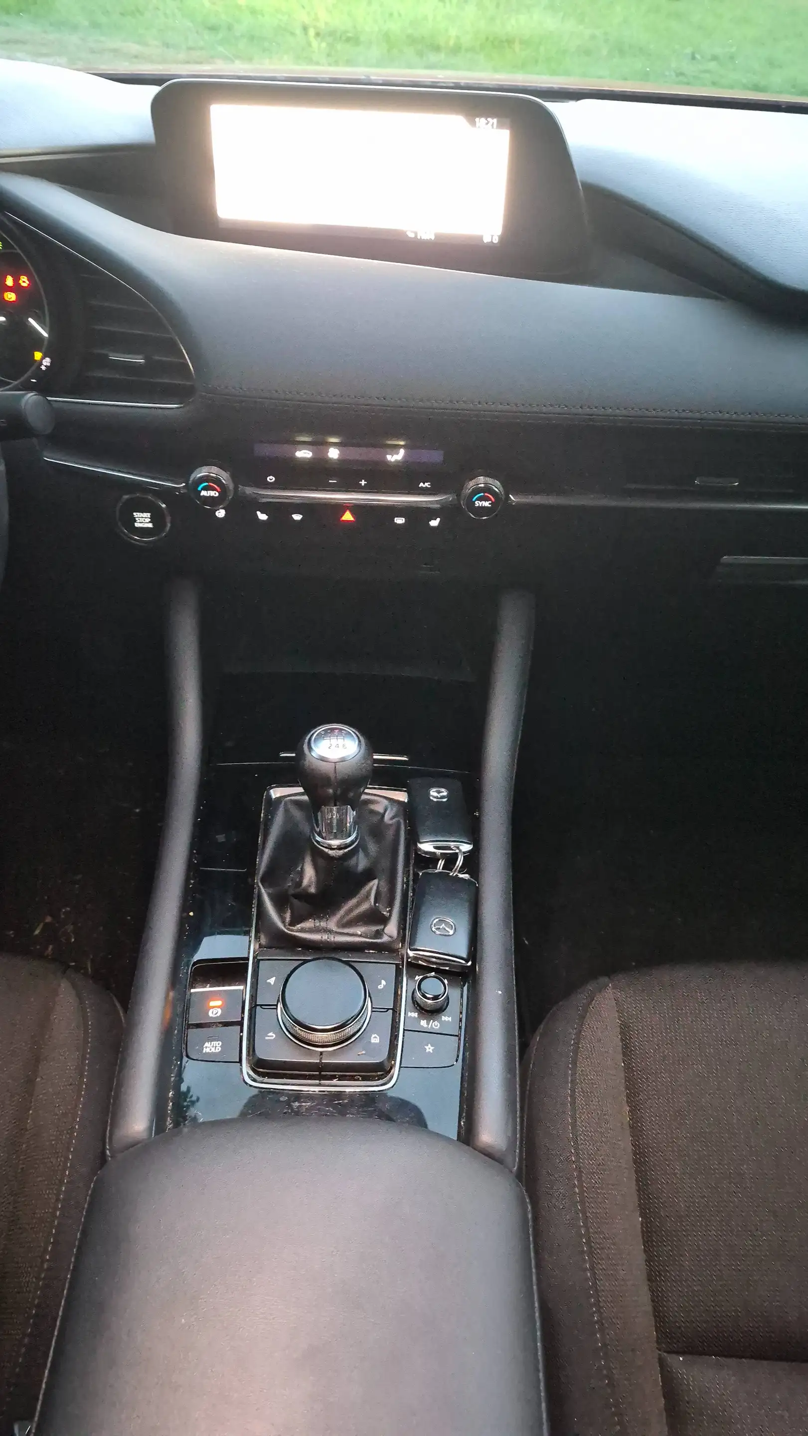 Mazda 3 — photo 11