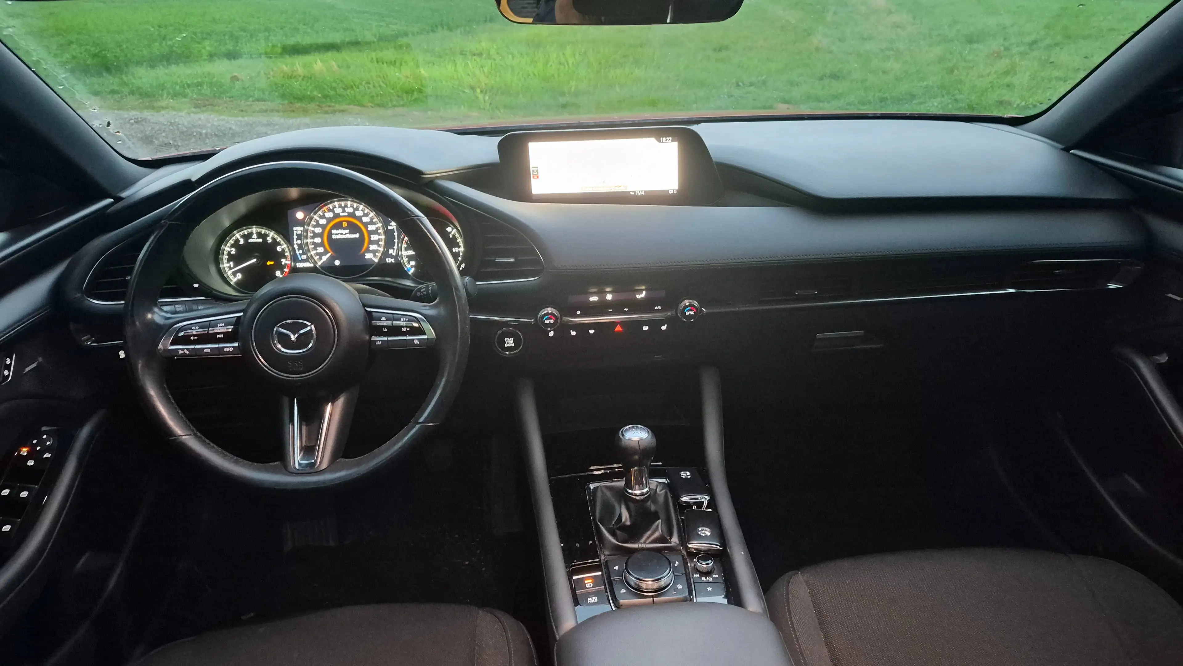 Mazda 3 — photo 9