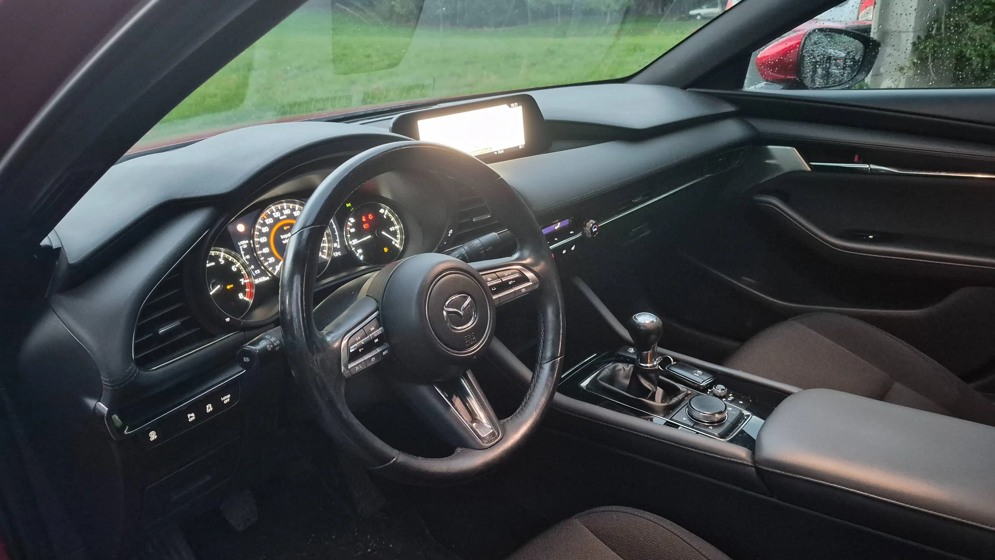 Mazda 3 — photo 10