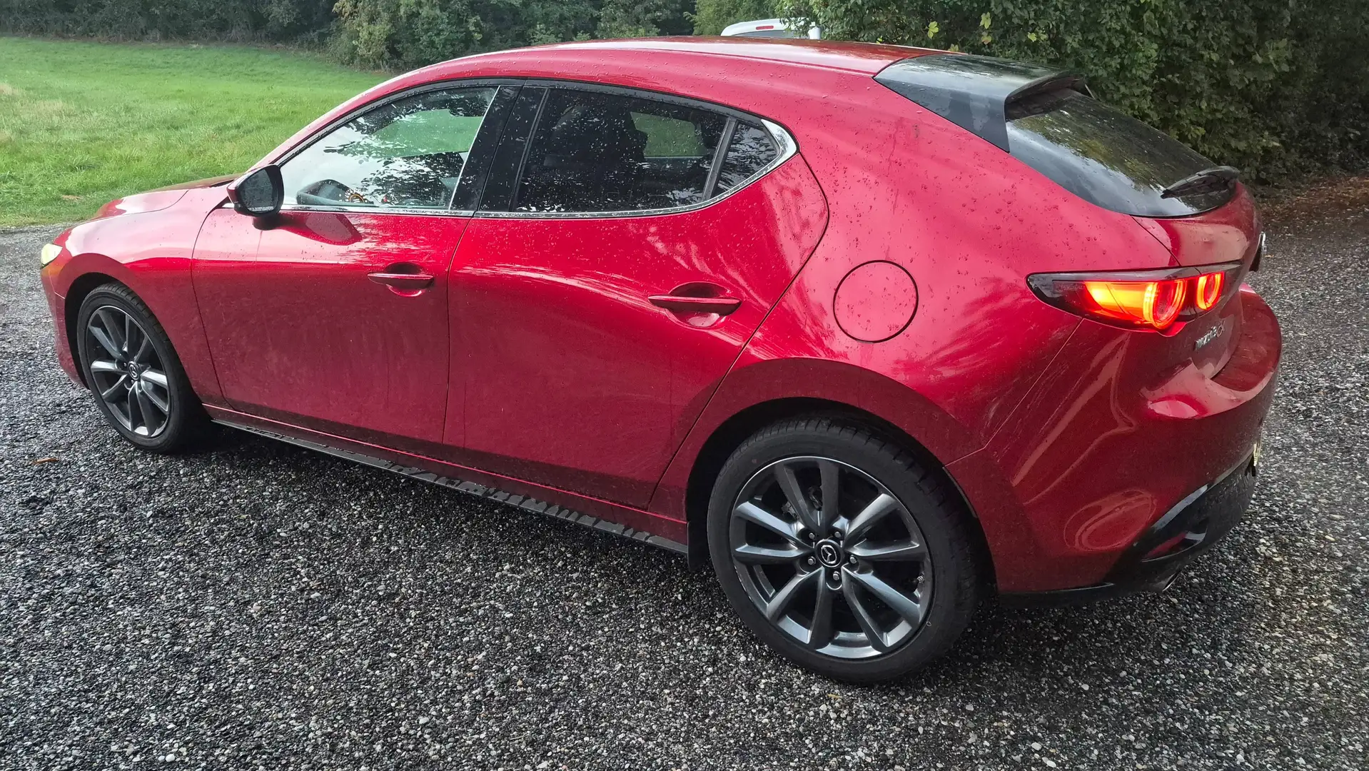 Mazda 3 Rot - 2