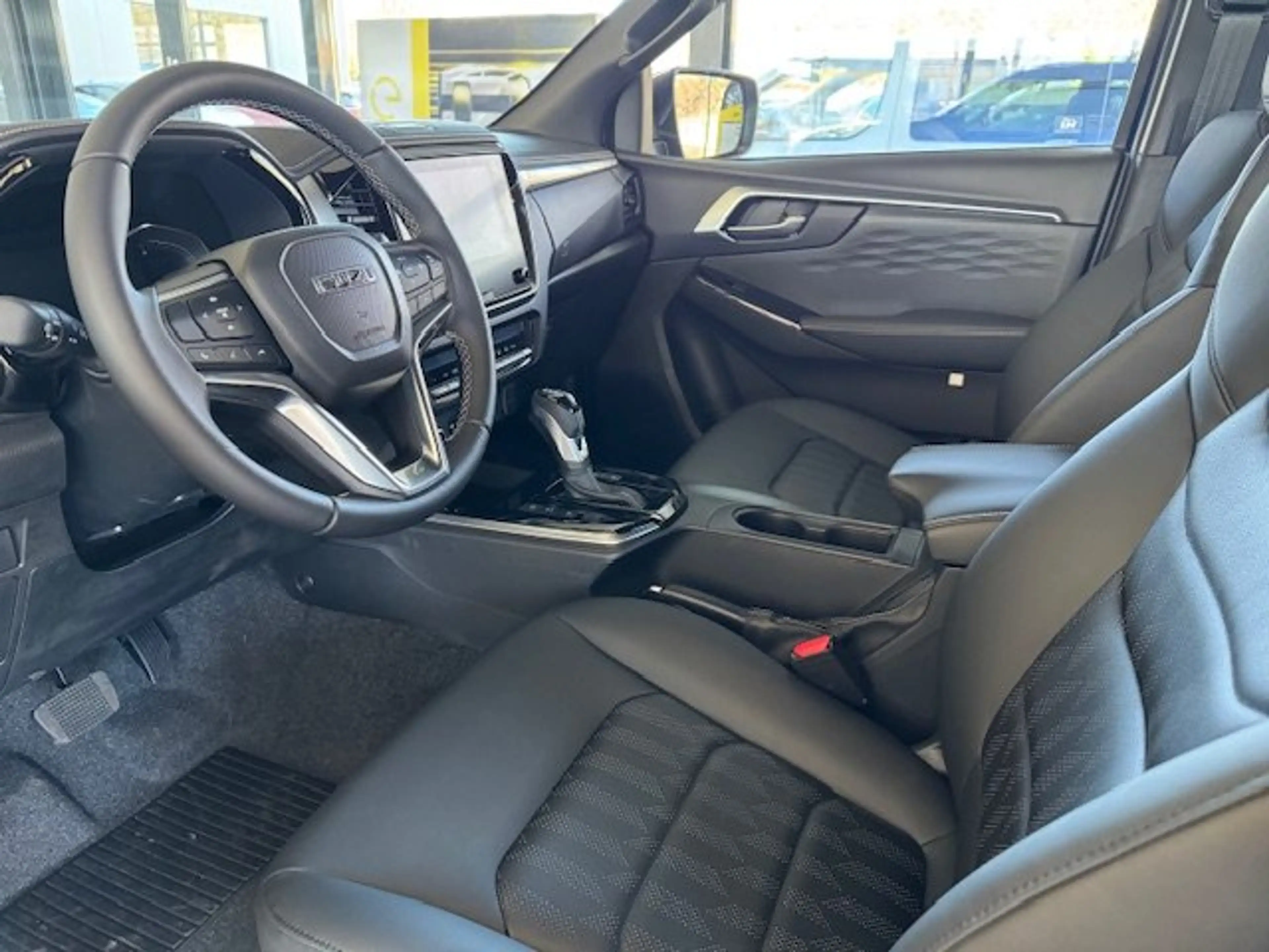 Isuzu D-Max Double Cab LSE 4WD Automatik — photo 5