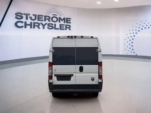 RAM Promaster 2014 — photo 7