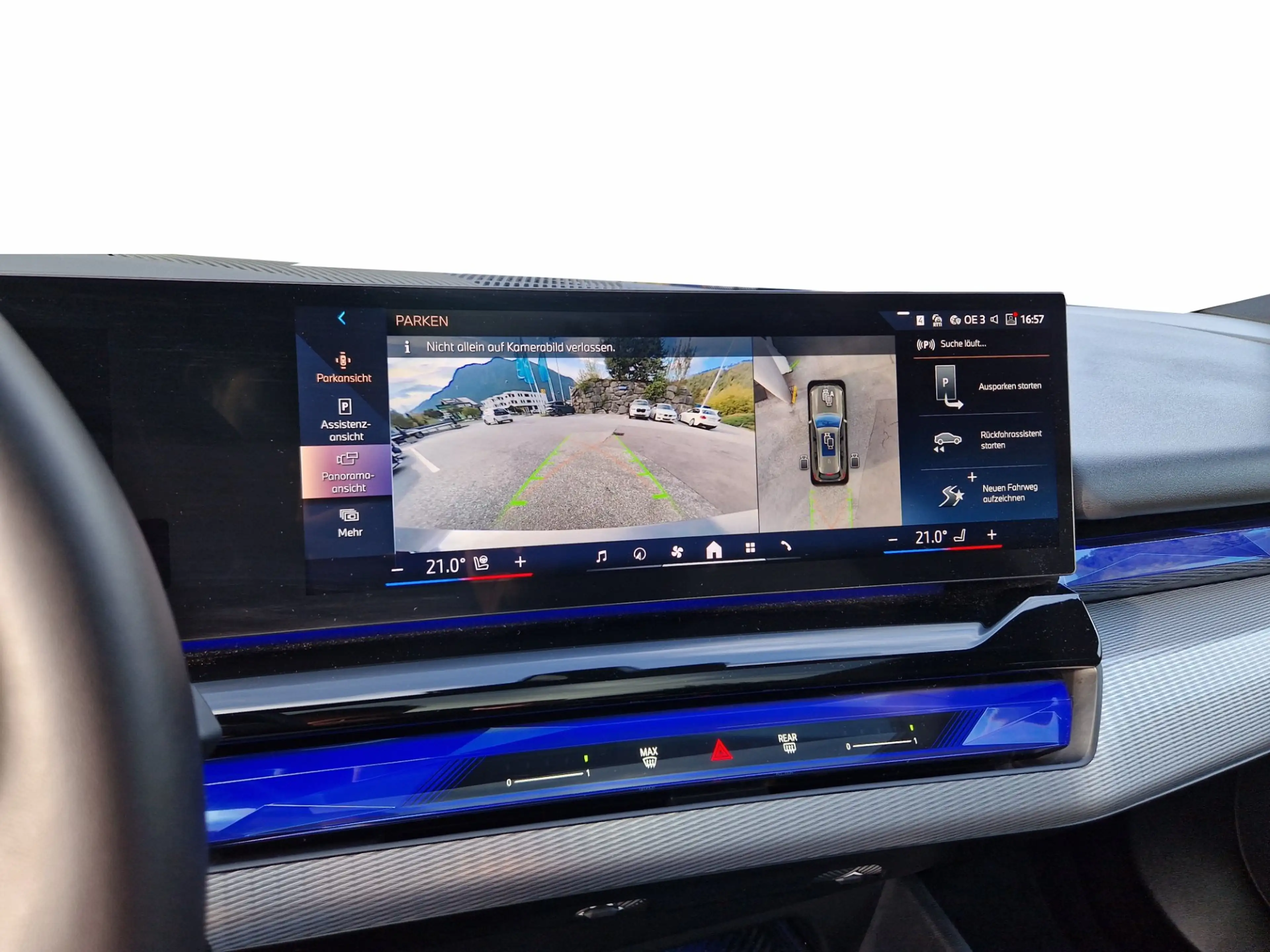 BMW 540 d xDrive — photo 12