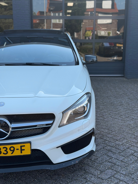 Mercedes-Benz CLA 45 AMG 4MATIC Kuipstoel|Pano|Xenon|Stoelvw|Camera| — photo 3