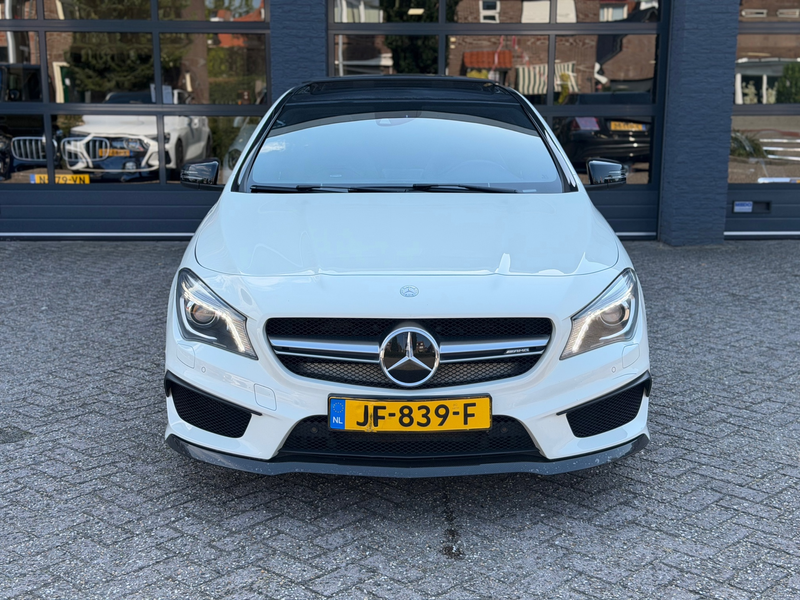 Mercedes-Benz CLA 45 AMG 4MATIC Kuipstoel|Pano|Xenon|Stoelvw|Camera| — photo 4