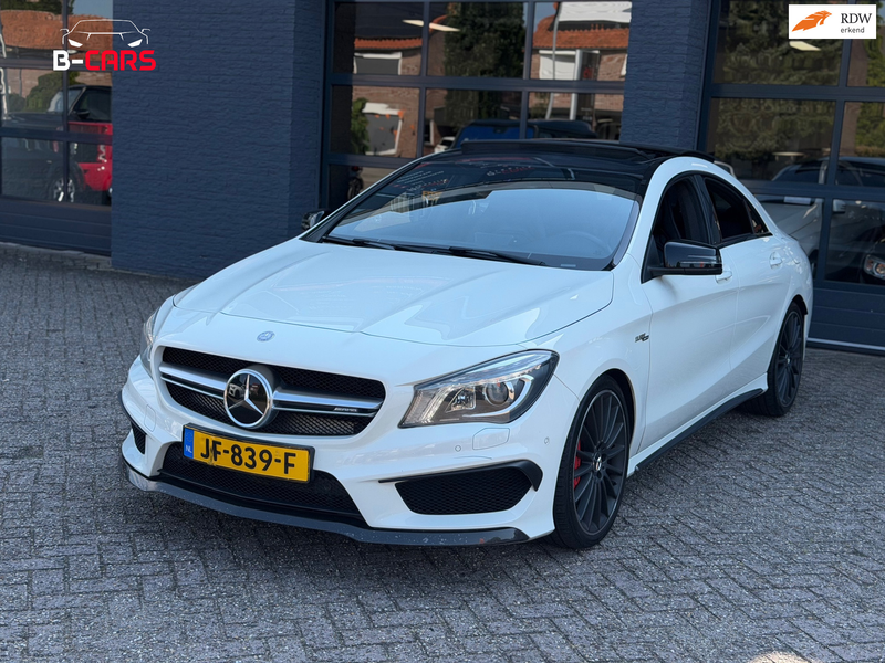 Mercedes-Benz CLA 45 AMG 4MATIC Kuipstoel|Pano|Xenon|Stoelvw|Camera|