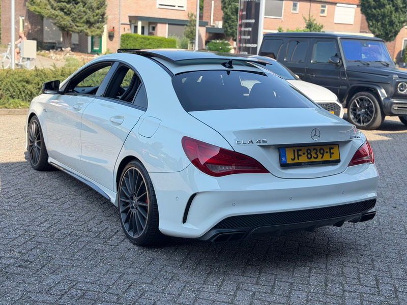 Mercedes-Benz CLA 45 AMG 4MATIC Kuipstoel|Pano|Xenon|Stoelvw|Camera| — photo 11