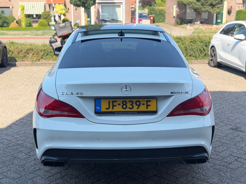 Mercedes-Benz CLA 45 AMG 4MATIC Kuipstoel|Pano|Xenon|Stoelvw|Camera| — photo 12