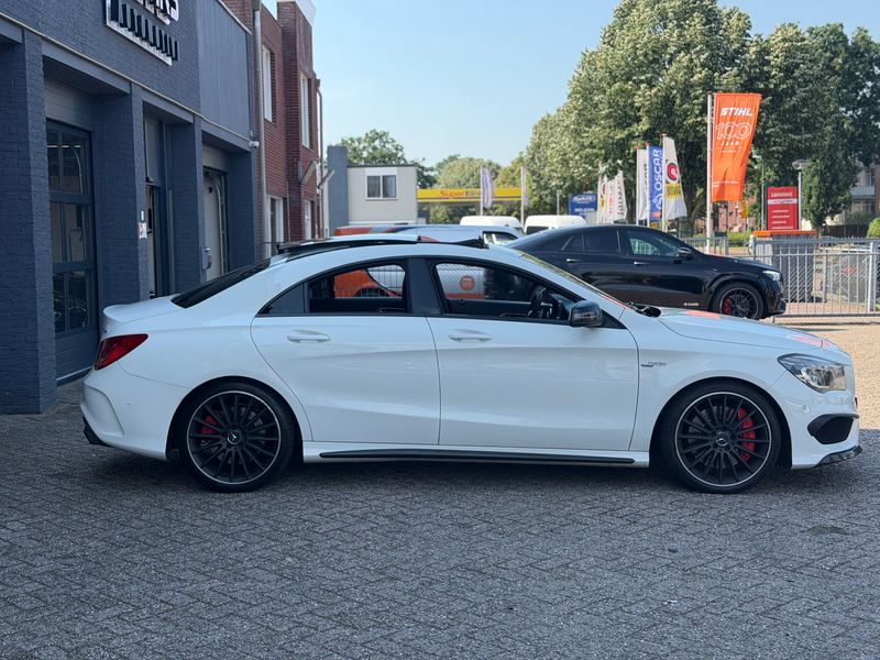 Mercedes-Benz CLA 45 AMG 4MATIC Kuipstoel|Pano|Xenon|Stoelvw|Camera| — photo 10