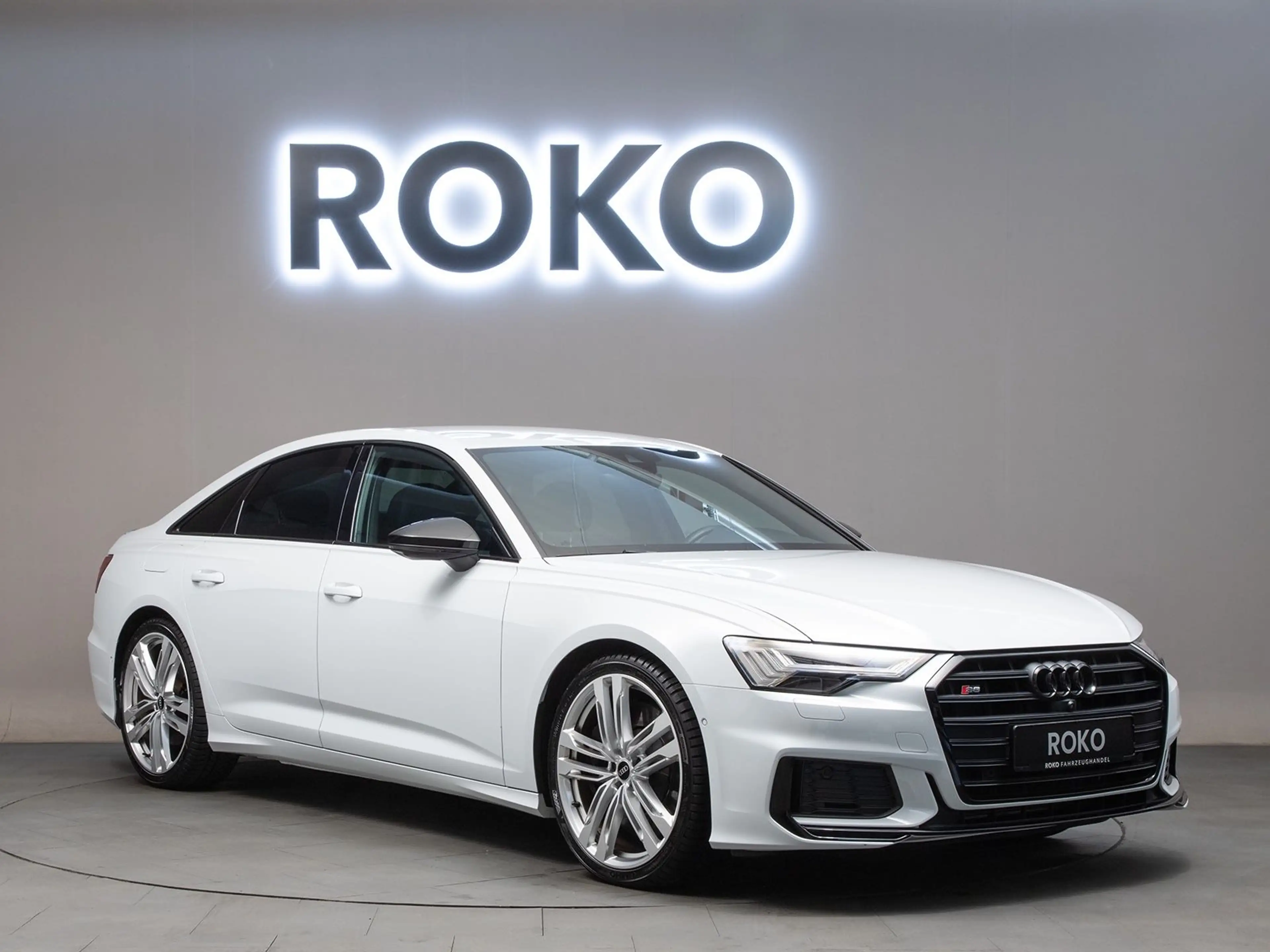 Audi S6 Matrix 360°Leder B&O Memory 21"AkustikGlas. — photo 3