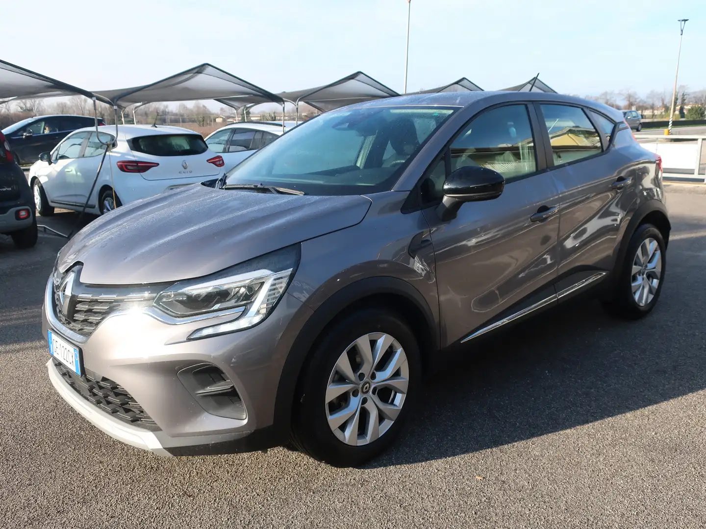 Renault Captur Captur II 1.5 blue dci Business 115cv edc Grigio - 1
