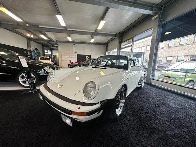 Porsche 930 911 Turbo (930)