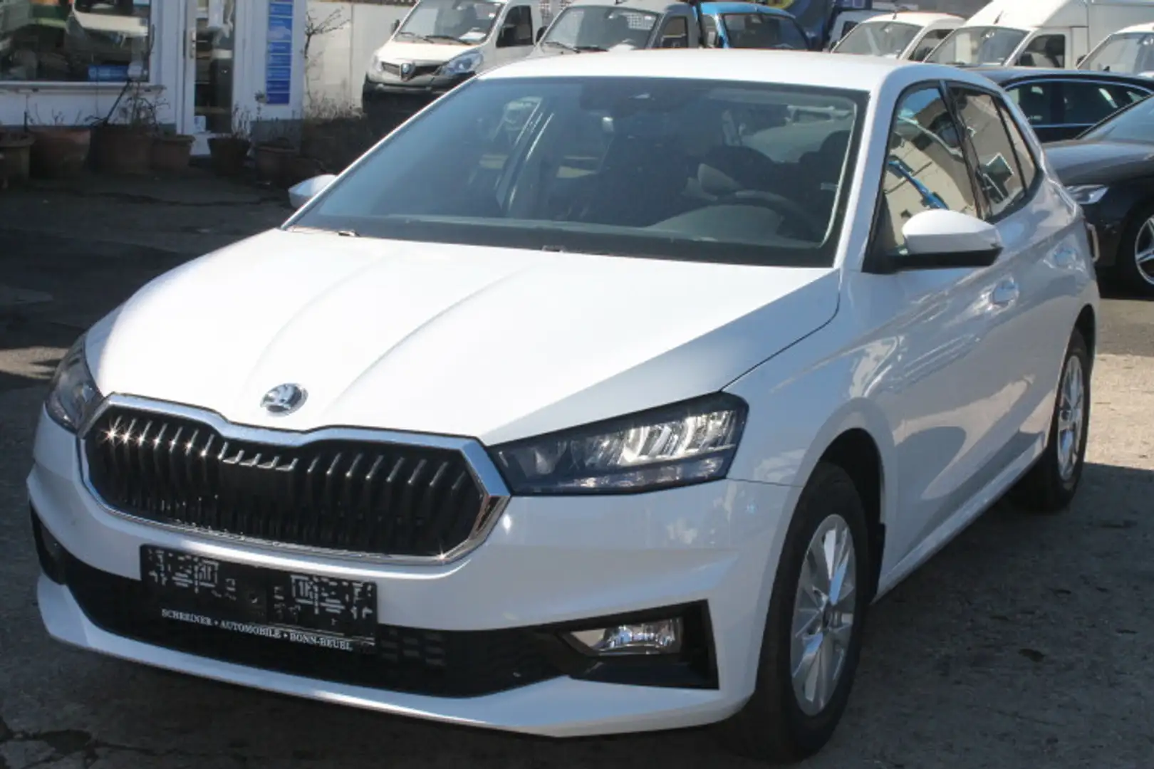Skoda Fabia TSi 115 Alu PDC LED Kamera SOFORT Weiß - 1