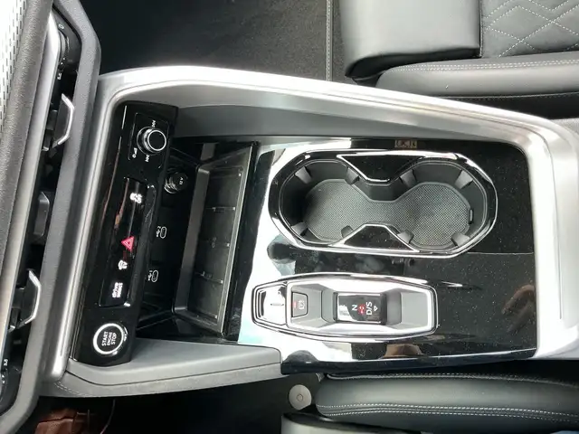 Audi Q5 e-hybrid quattro 270 KW Ansicht 16