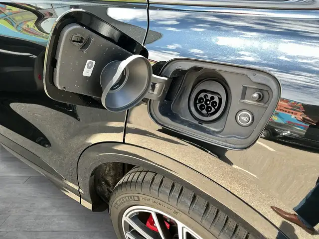 Audi Q5 e-hybrid quattro 270 KW Ansicht 32