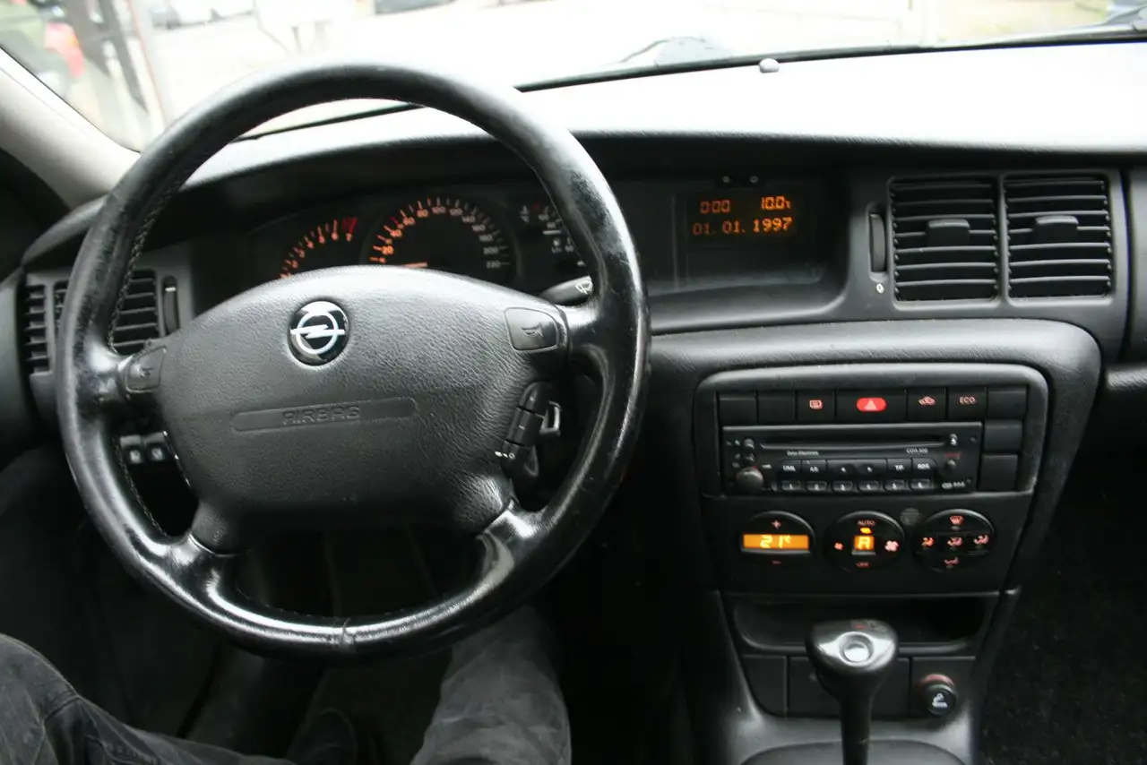 Opel Vectra 1.8 16V Elegance Autom.NUR Export,Händler, foto 9