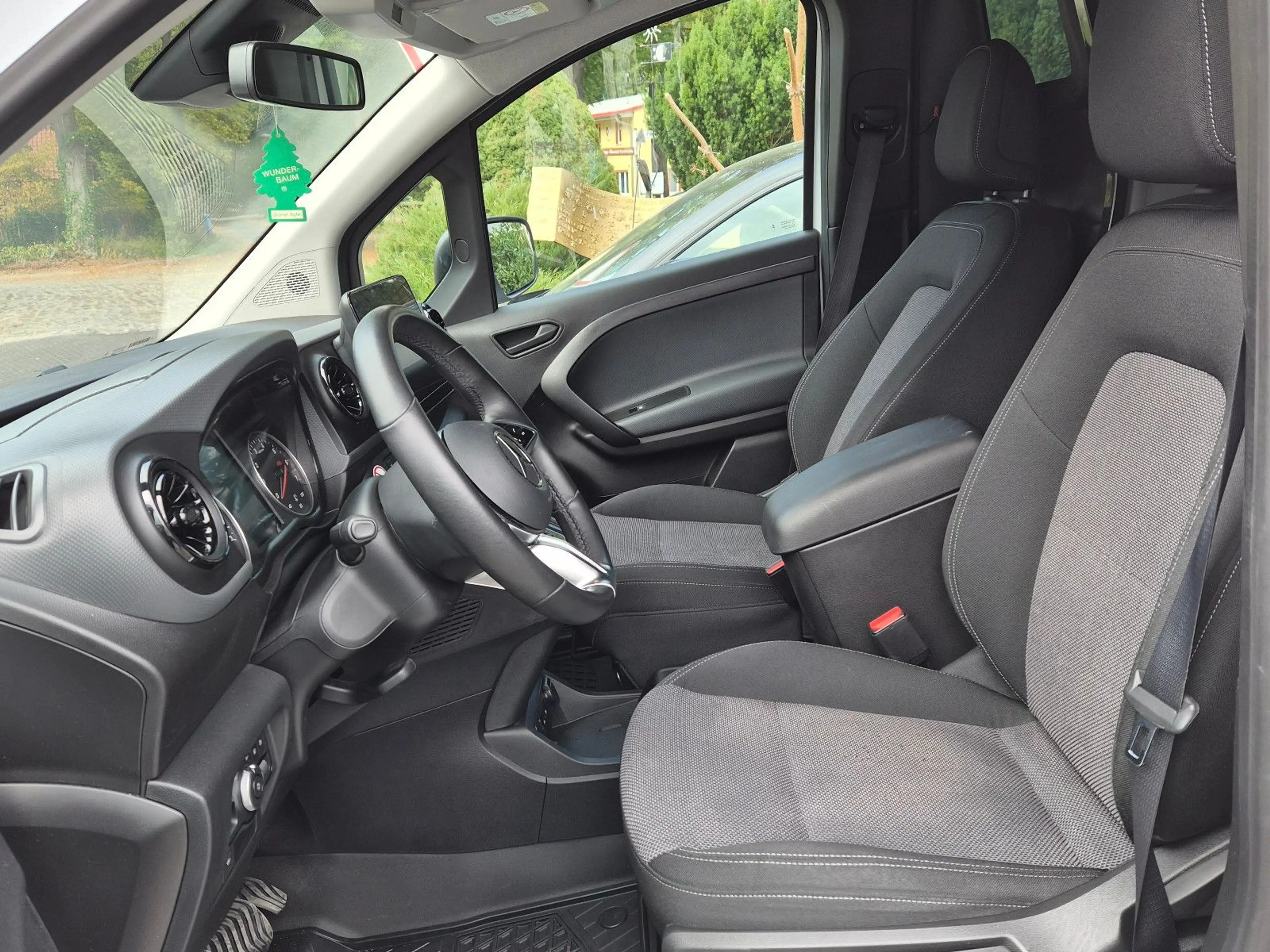 Mercedes-Benz Citan Kasten 113 ACC/Alu/Automatik/Navi/LED/CAM — photo 10