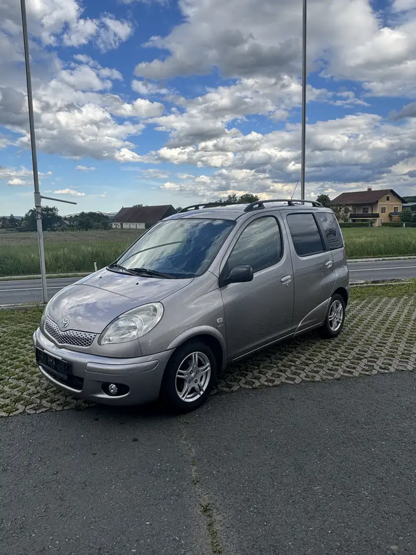 Toyota Yaris 1,3 VVT-i Linea Sol Verso - 1
