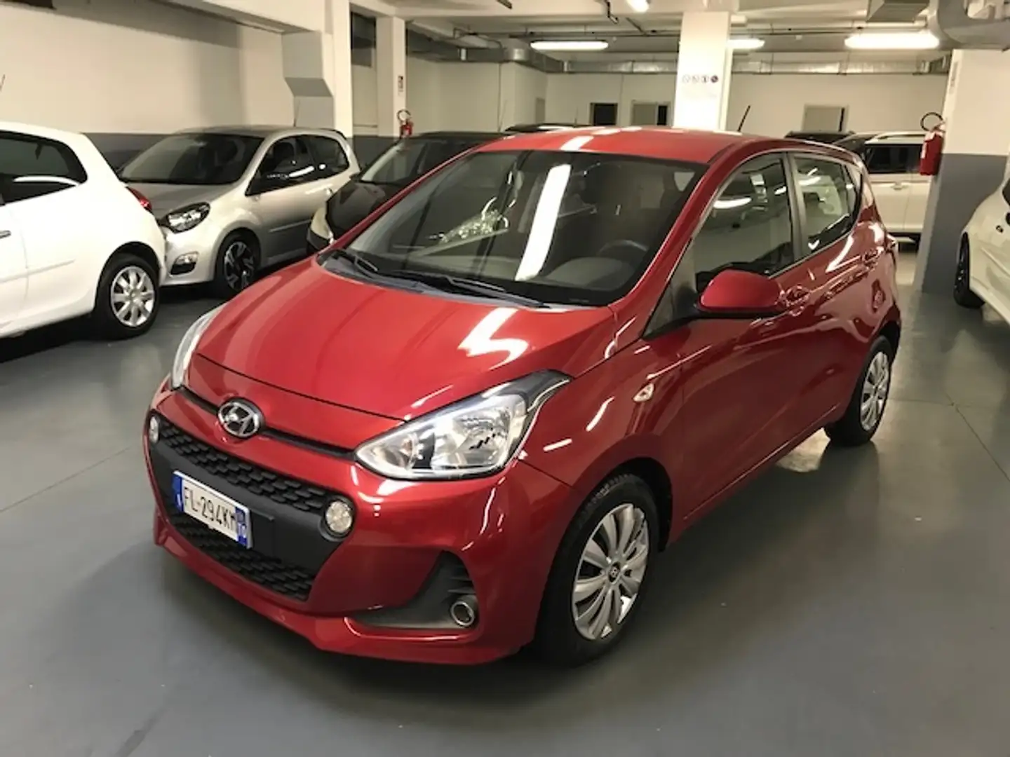 Hyundai i10 1.0 Comfort econext Gpl Rosso - 1