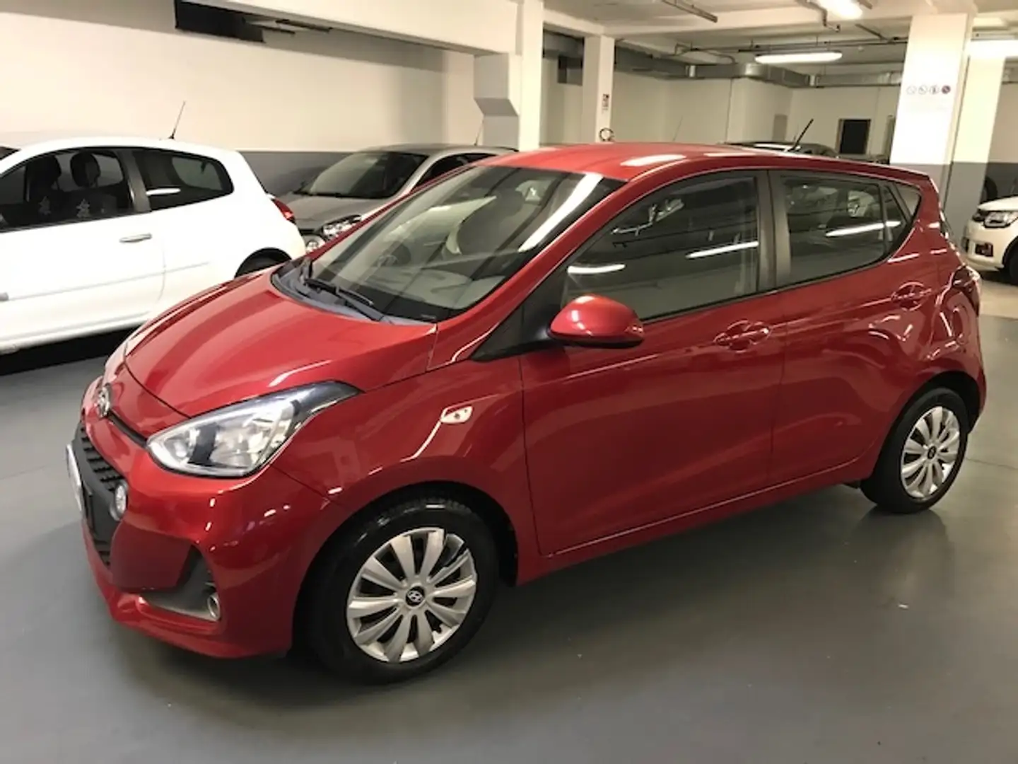 Hyundai i10 1.0 Comfort econext Gpl Rosso - 2